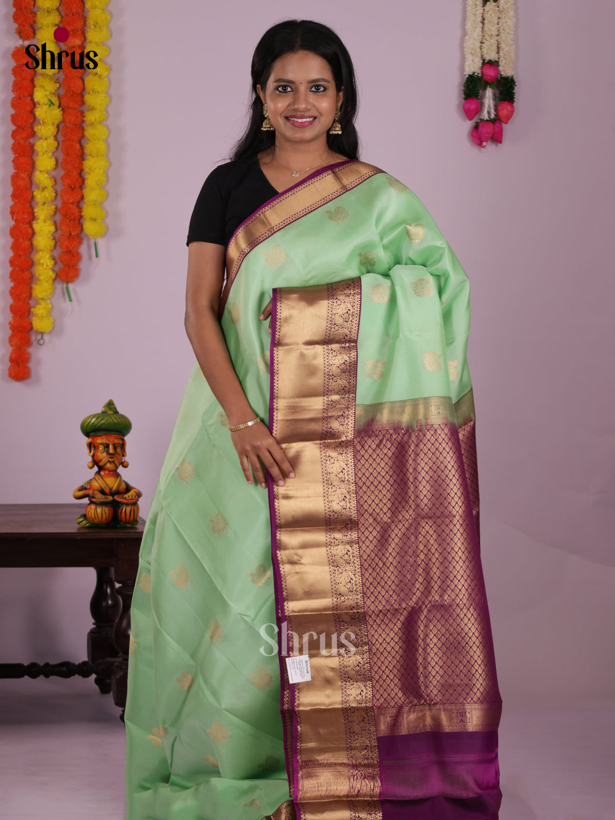 DIS16590 - Kanchipuram-halfpure Saree - Shop on Shrus.com