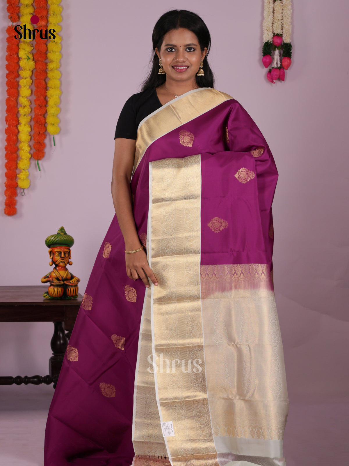 DIS16594 - Kanchipuram-halfpure Saree - Shop on Shrus.com