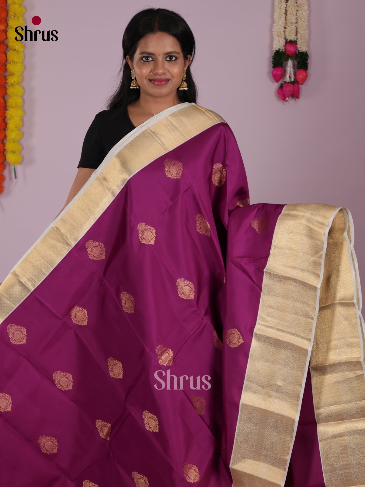 DIS16594 - Kanchipuram-halfpure Saree - Shop on Shrus.com