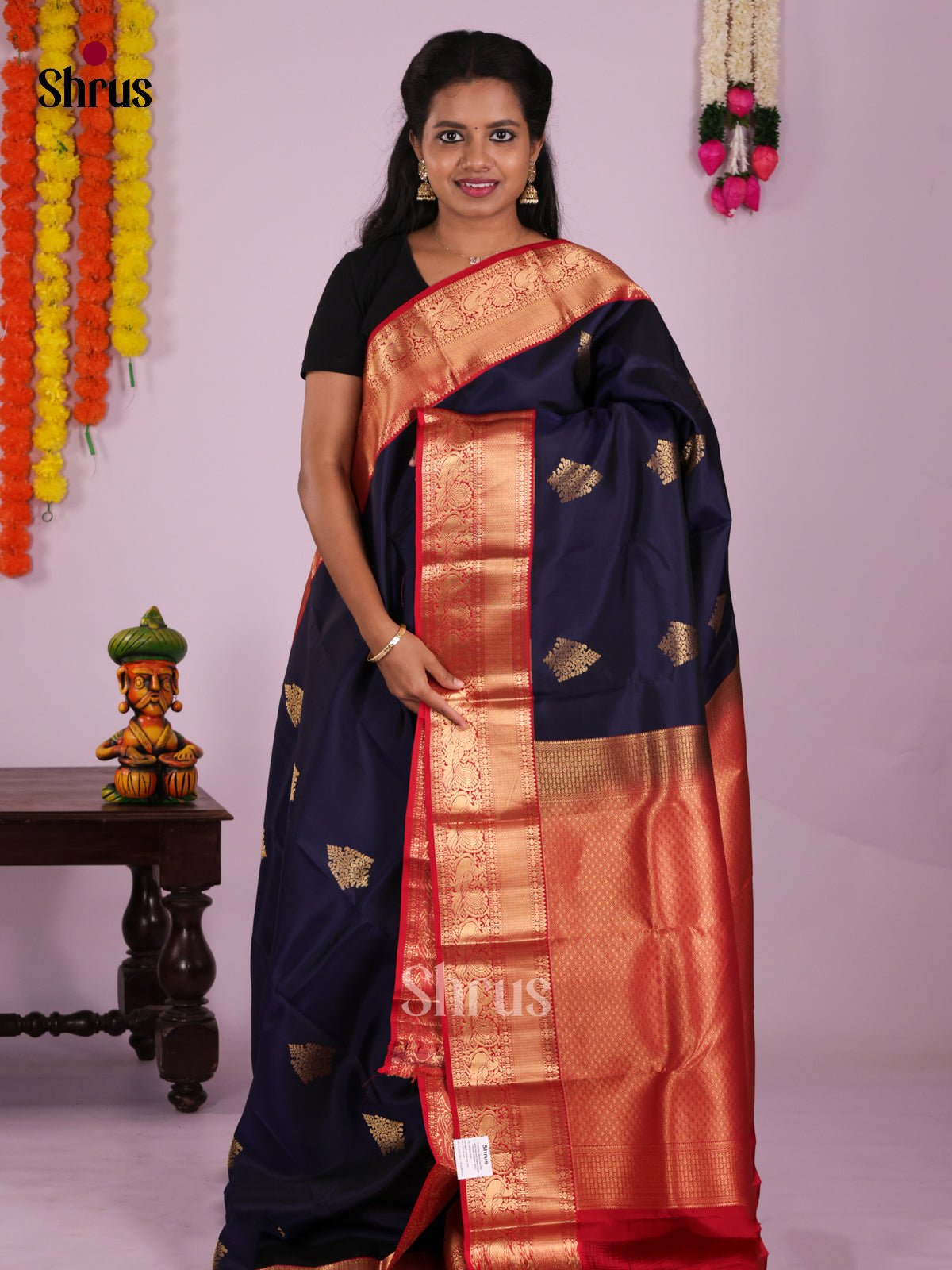 DIS16596 - Kanchipuram-halfpure Saree - Shop on Shrus.com