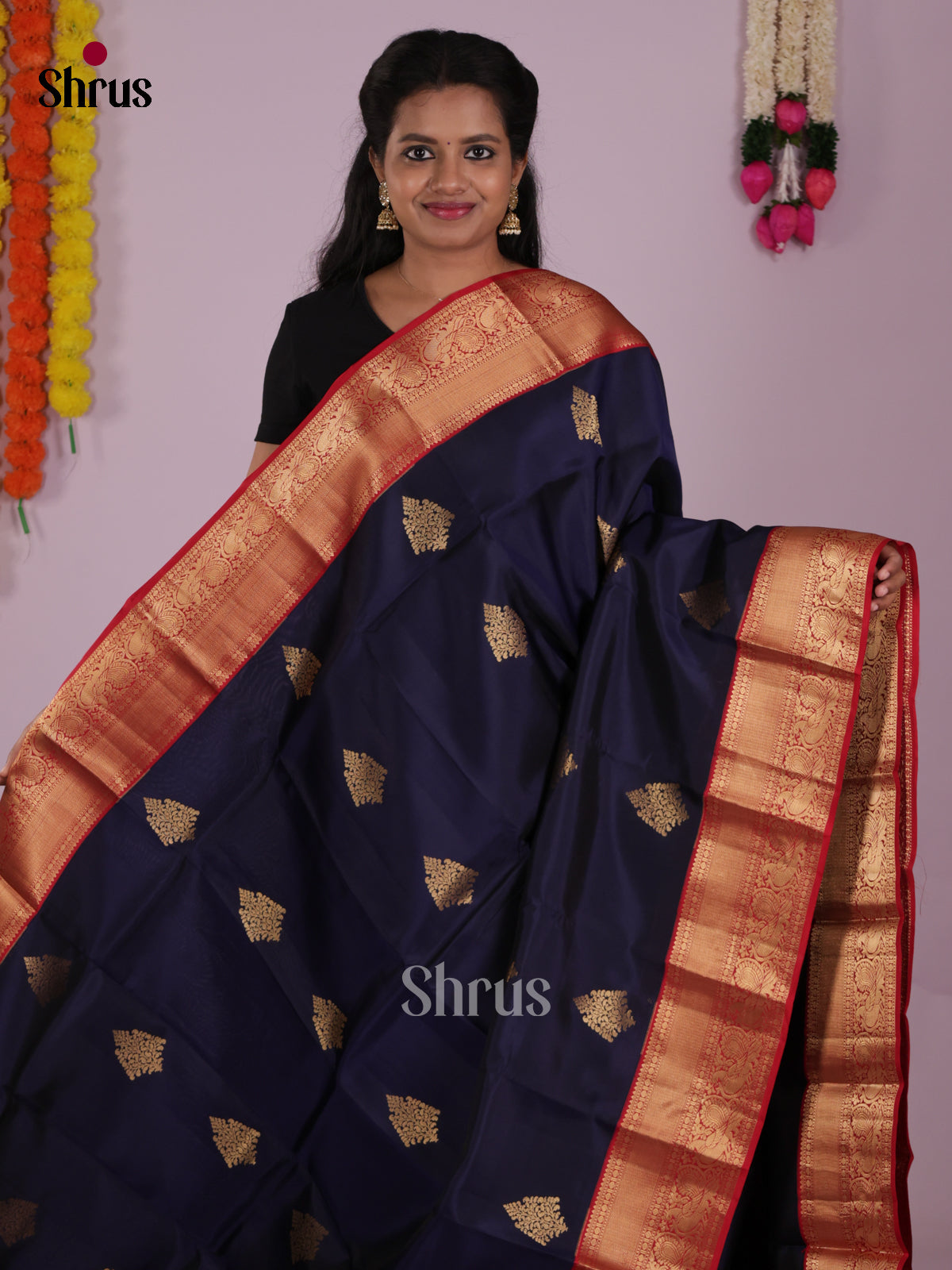 DIS16596 - Kanchipuram-halfpure Saree - Shop on Shrus.com