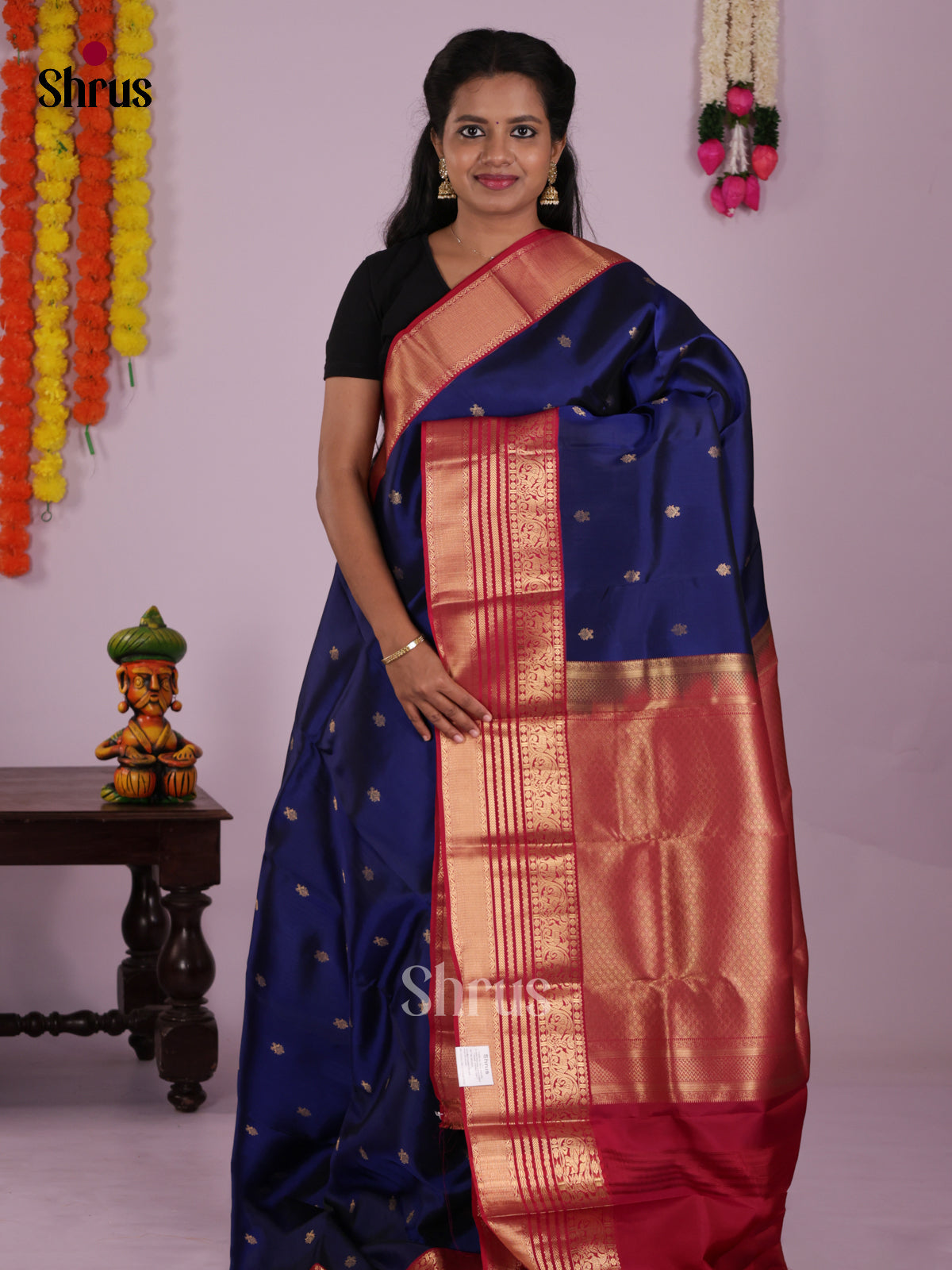 DIS16601 - Kanchipuram-halfpure Saree - Shop on Shrus.com