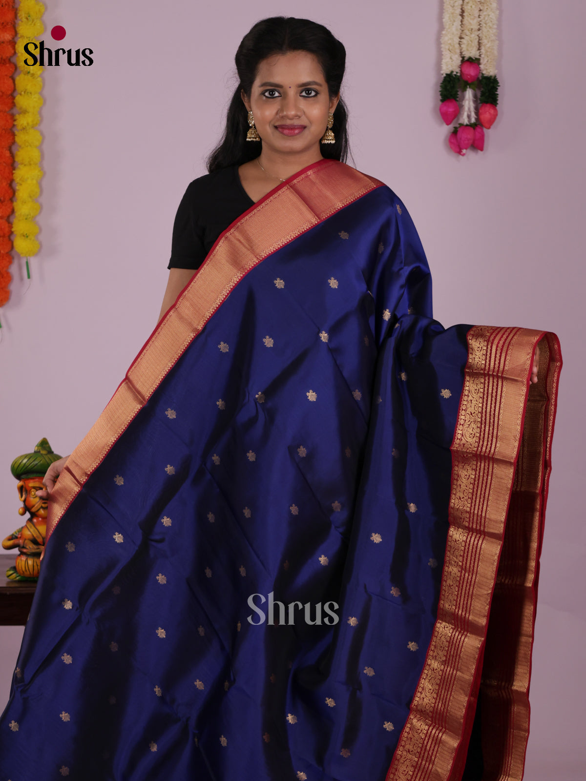 DIS16601 - Kanchipuram-halfpure Saree - Shop on Shrus.com