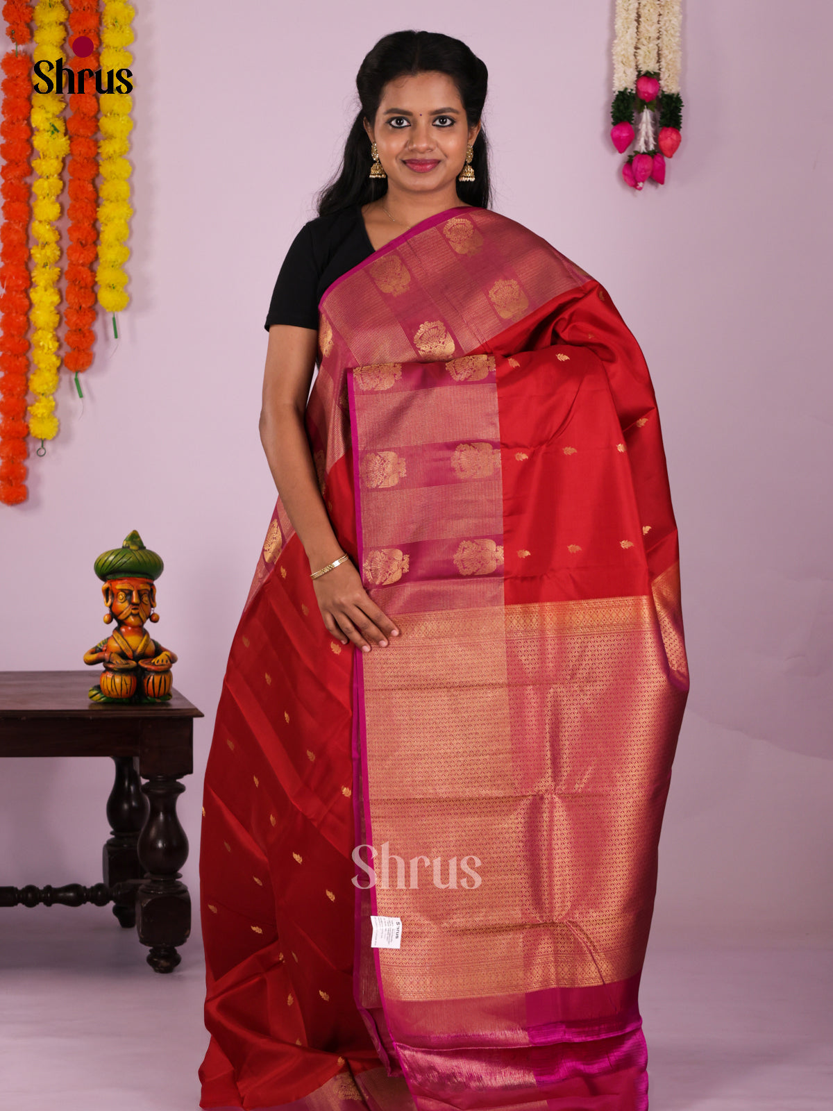 DIS16630 - Kanchipuram-halfpure Saree - Shop on Shrus.com