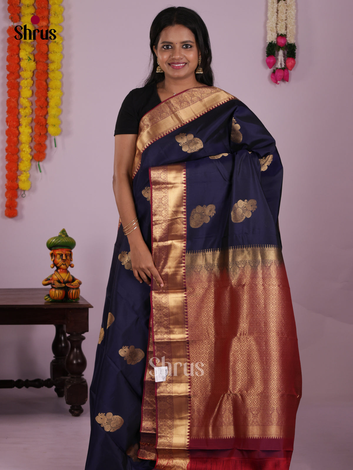 DIS16631 - Kanchipuram-halfpure Saree - Shop on Shrus.com