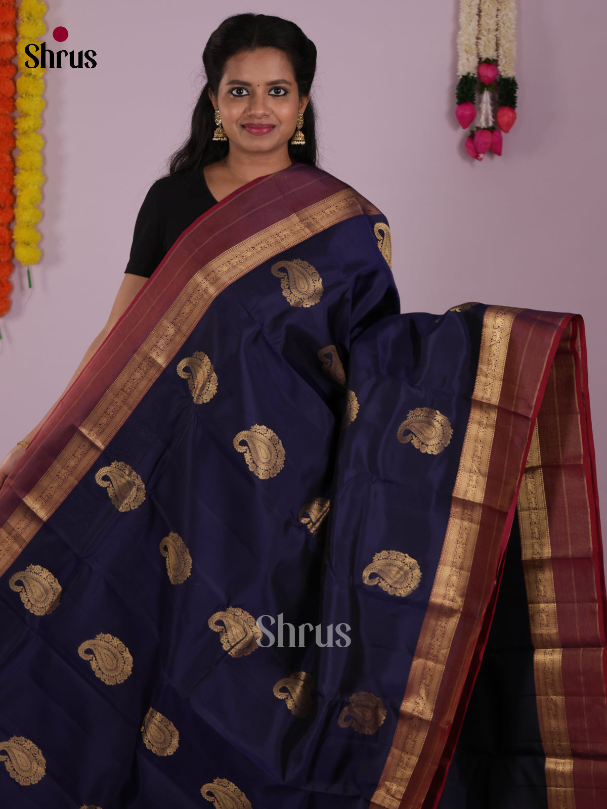 DIS16632 - Kanchipuram-halfpure Saree - Shop on Shrus.com