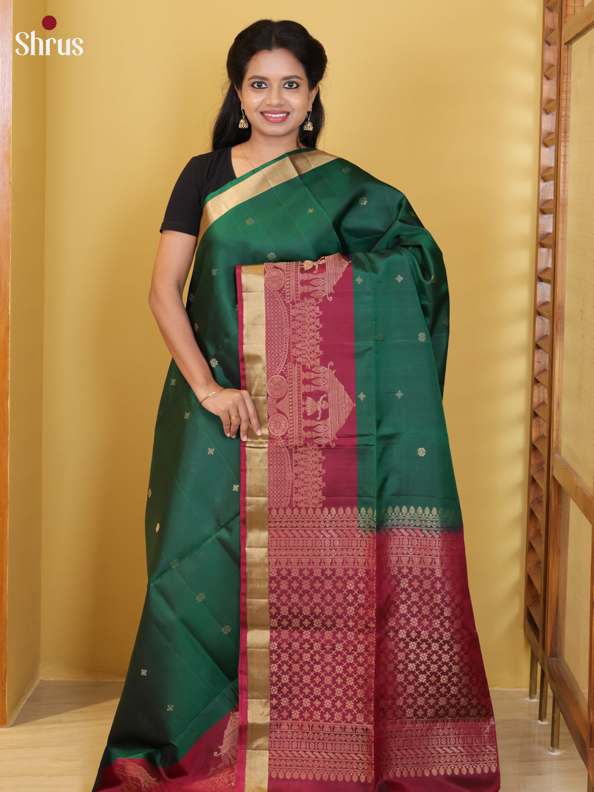 DIS16662 - Soft Silk (HR) Saree - Shop on Shrus.com
