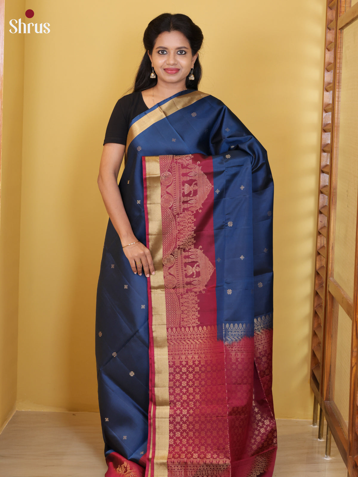 DIS16663 - Soft Silk (HR) Saree - Shop on Shrus.com