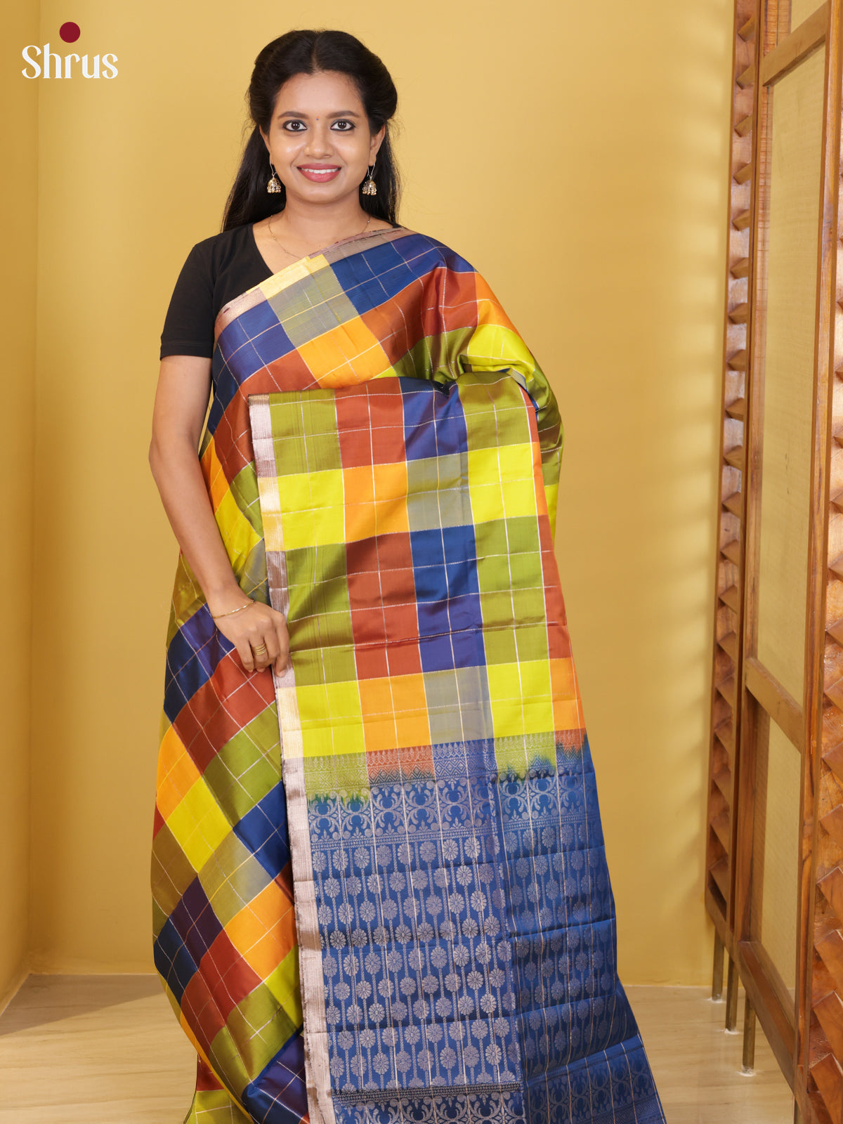 DIS16667 - Soft Silk (HR) Saree - Shop on Shrus.com