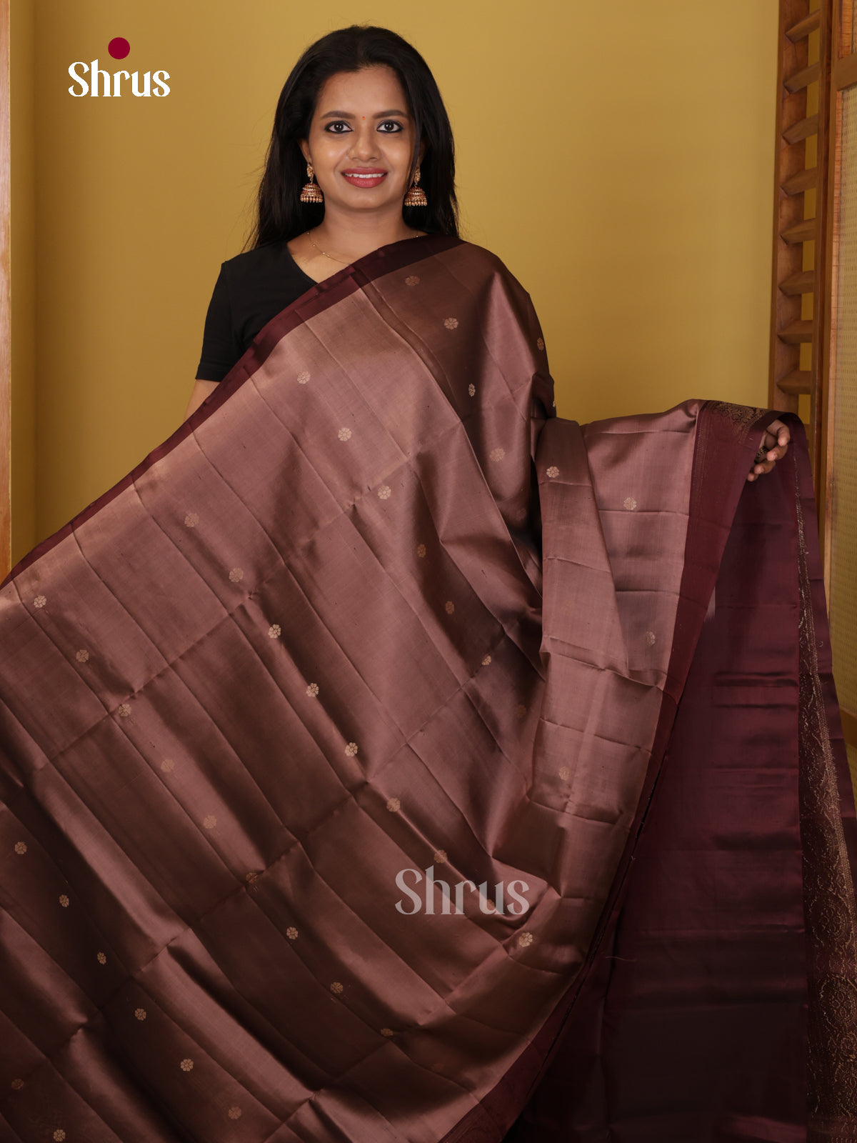 DIS16673 - Soft Silk (HR) Saree - Shop on Shrus.com