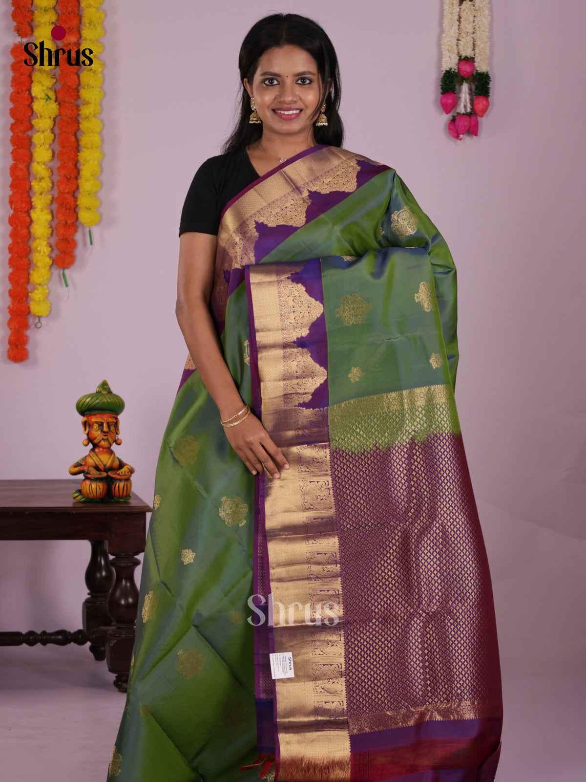 DIS16713 - Kanchipuram-halfpure Saree - Shop on Shrus.com
