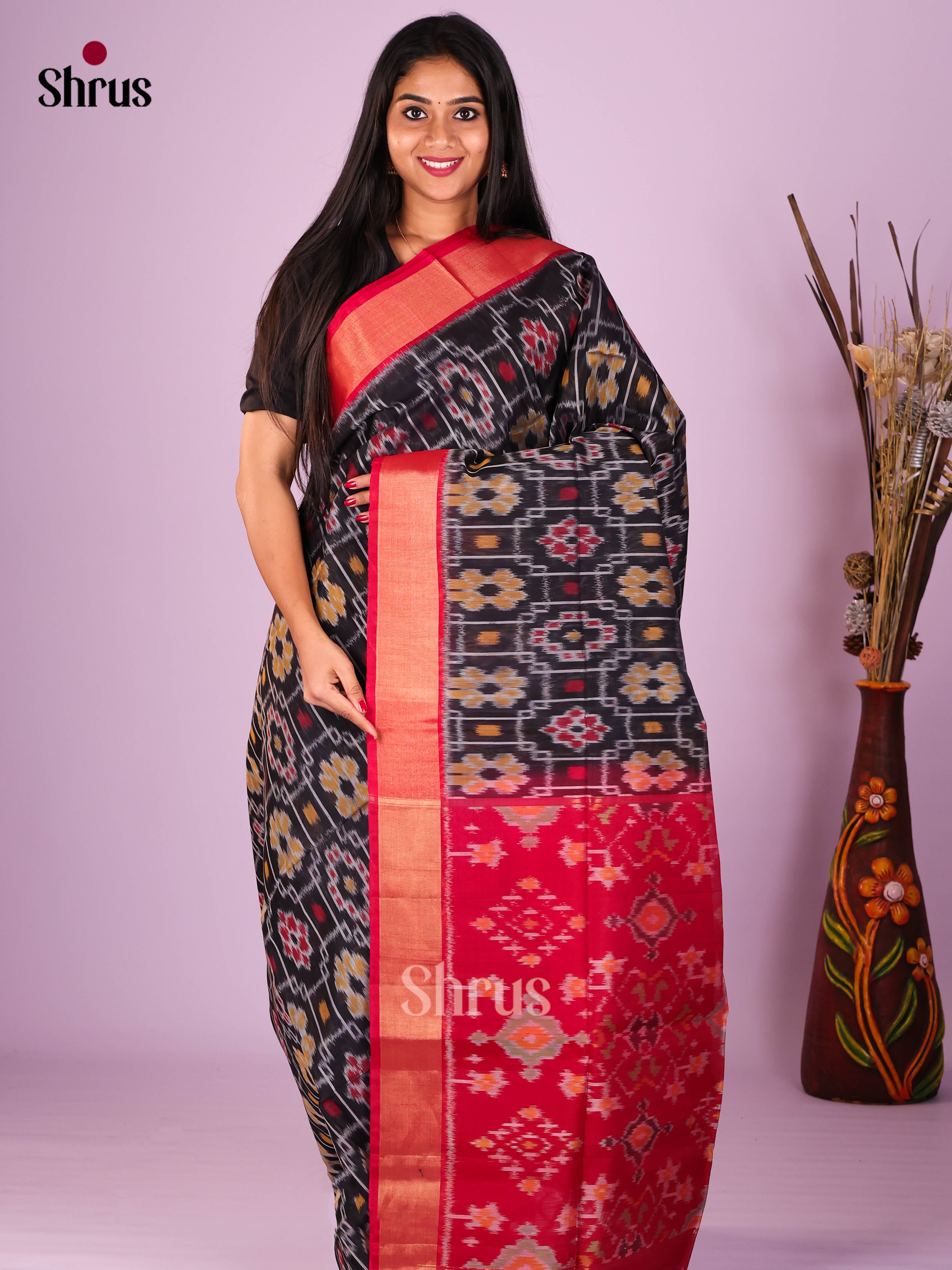 Black & Red - Pochampally sico Saree