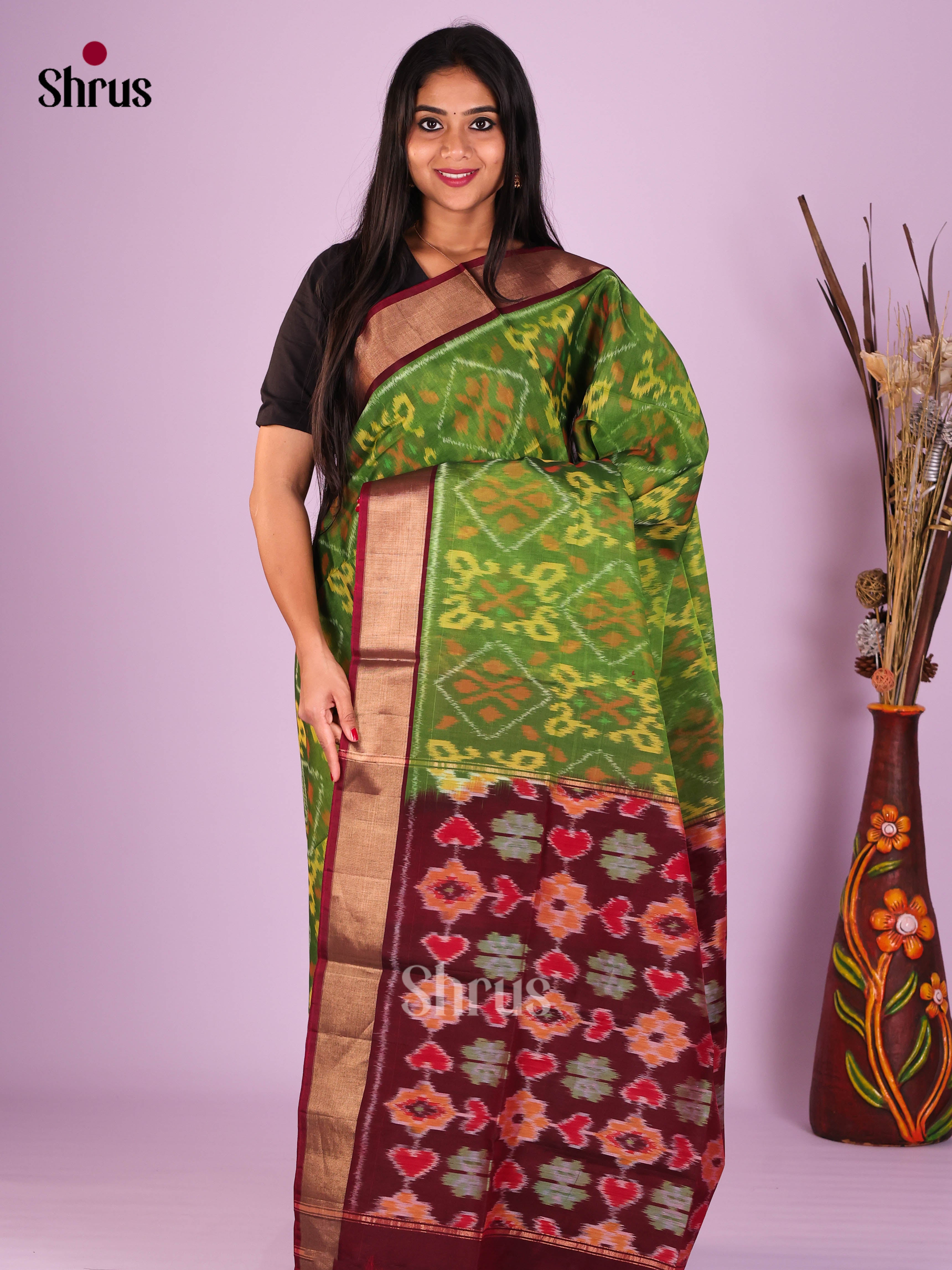 Green & Maroon- Pochampally sico Saree