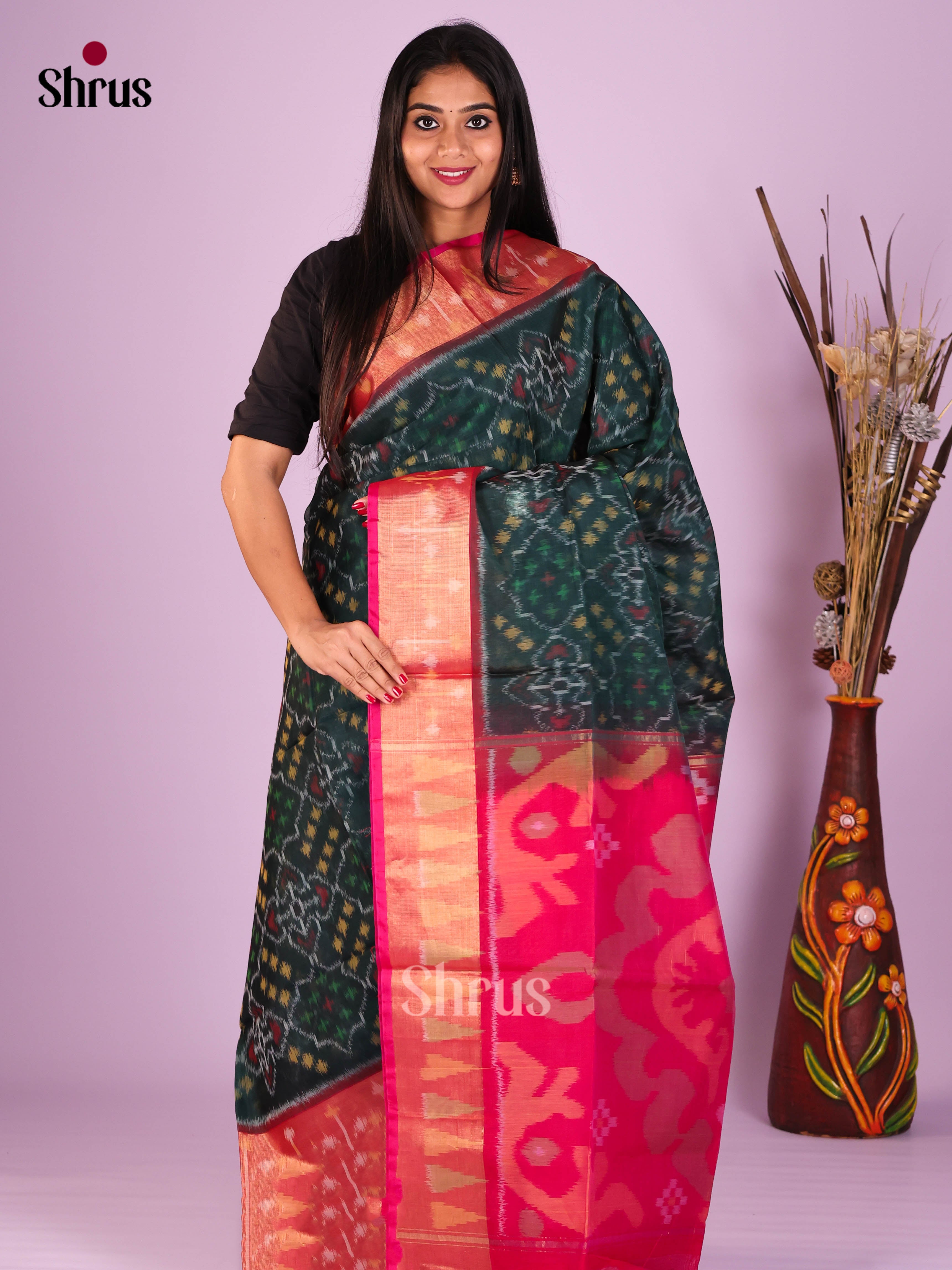 Dark Green & Pink - Pochampally sico Saree