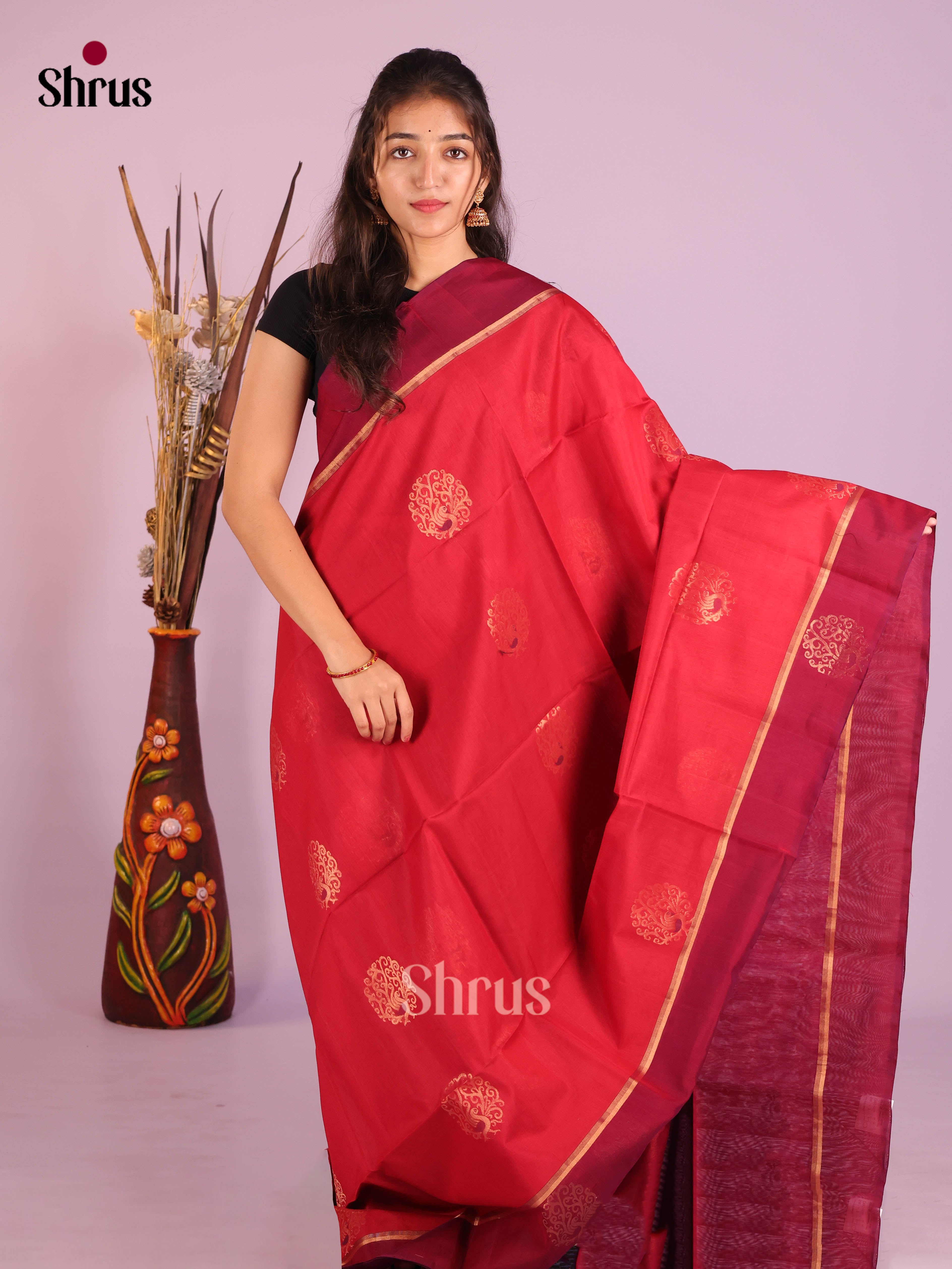 Red & Maroon-Timeless Silk Cotton Saree - Shop on Shrus.com