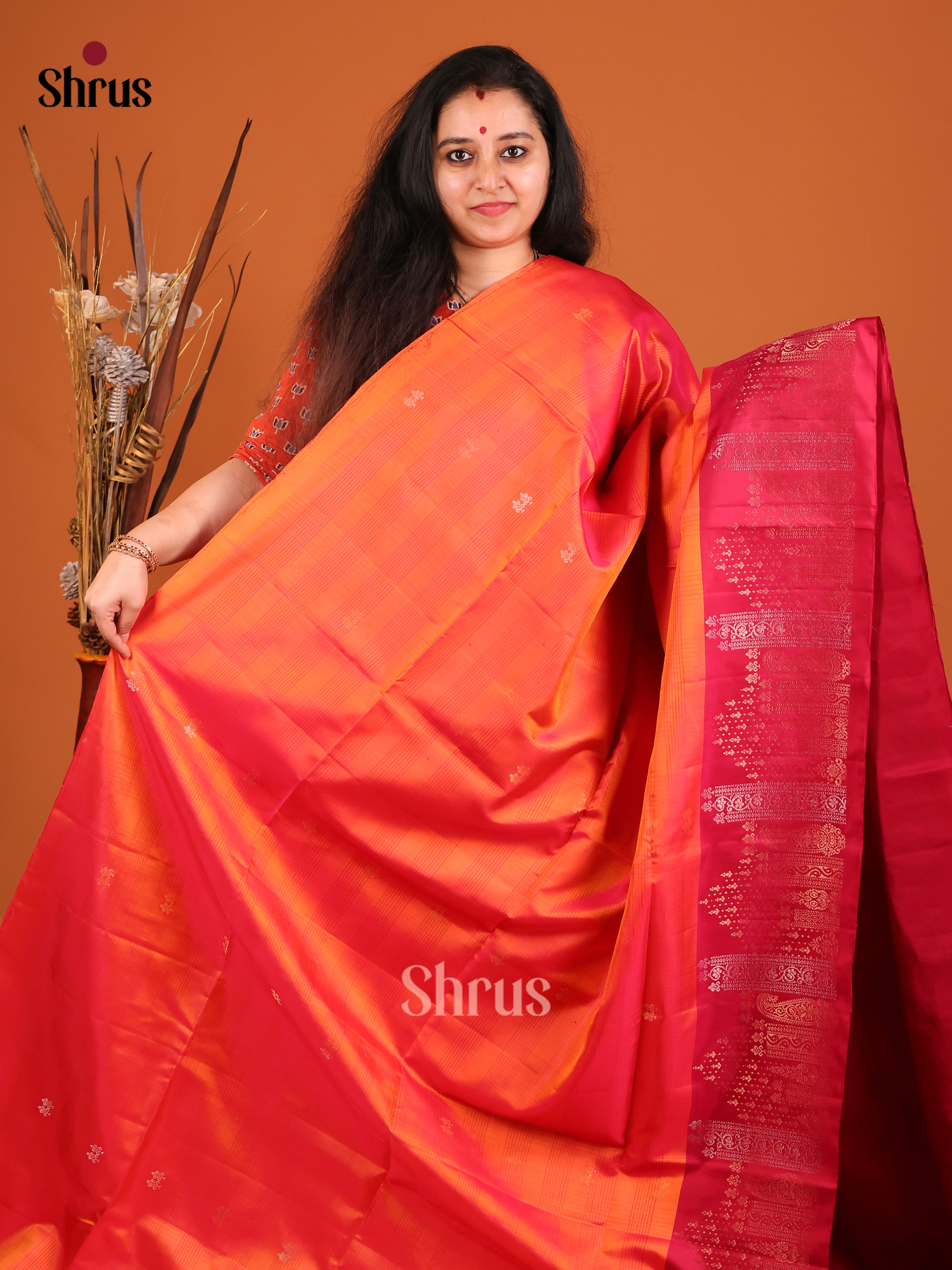 DIS16949 - Soft Silk (HR) Saree - Shop on Shrus.com
