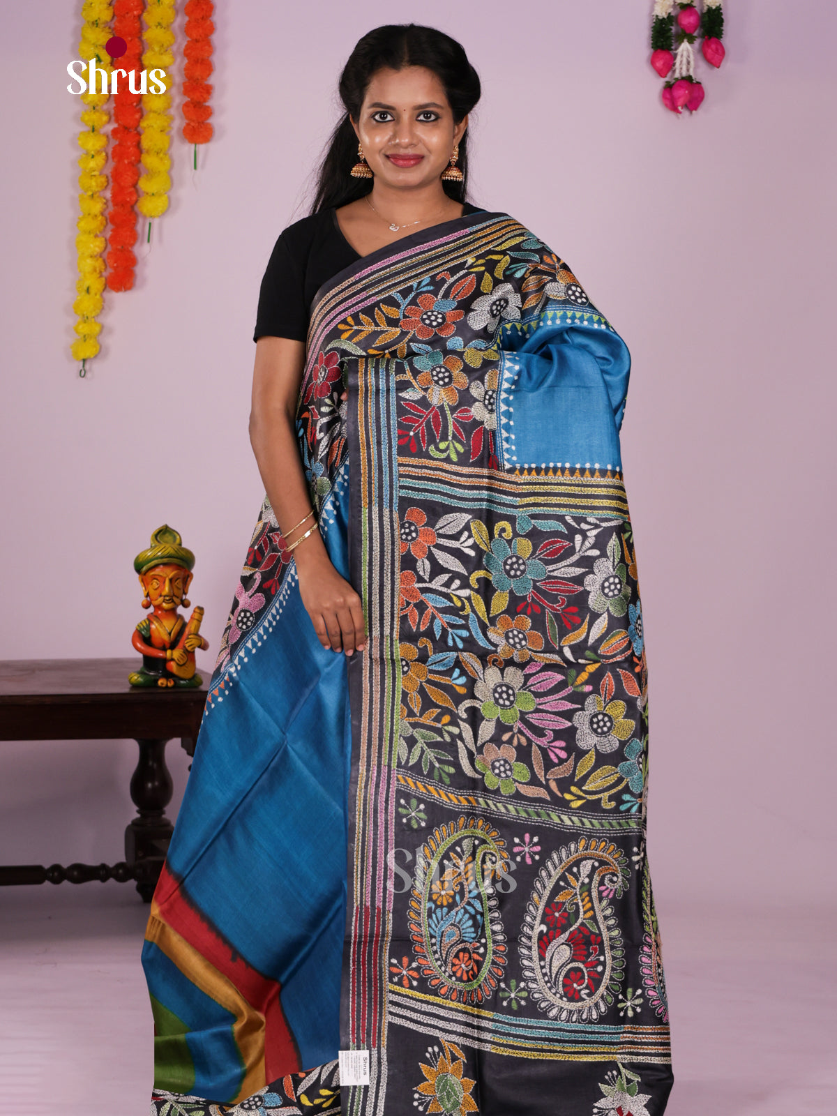 DIS17694 - Tussar Saree - Shop on Shrus.com