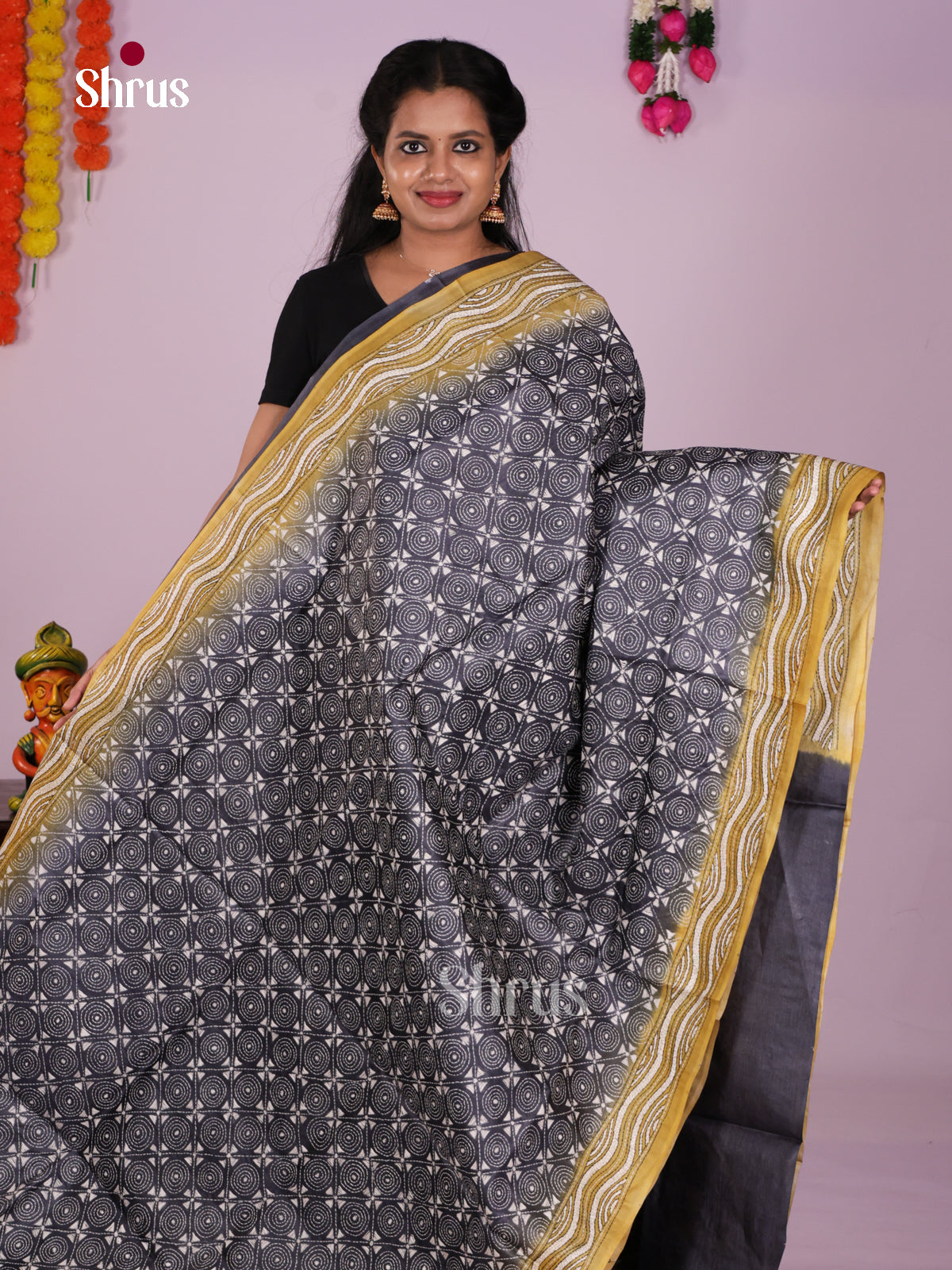 DIS17695 - Tussar Saree - Shop on Shrus.com