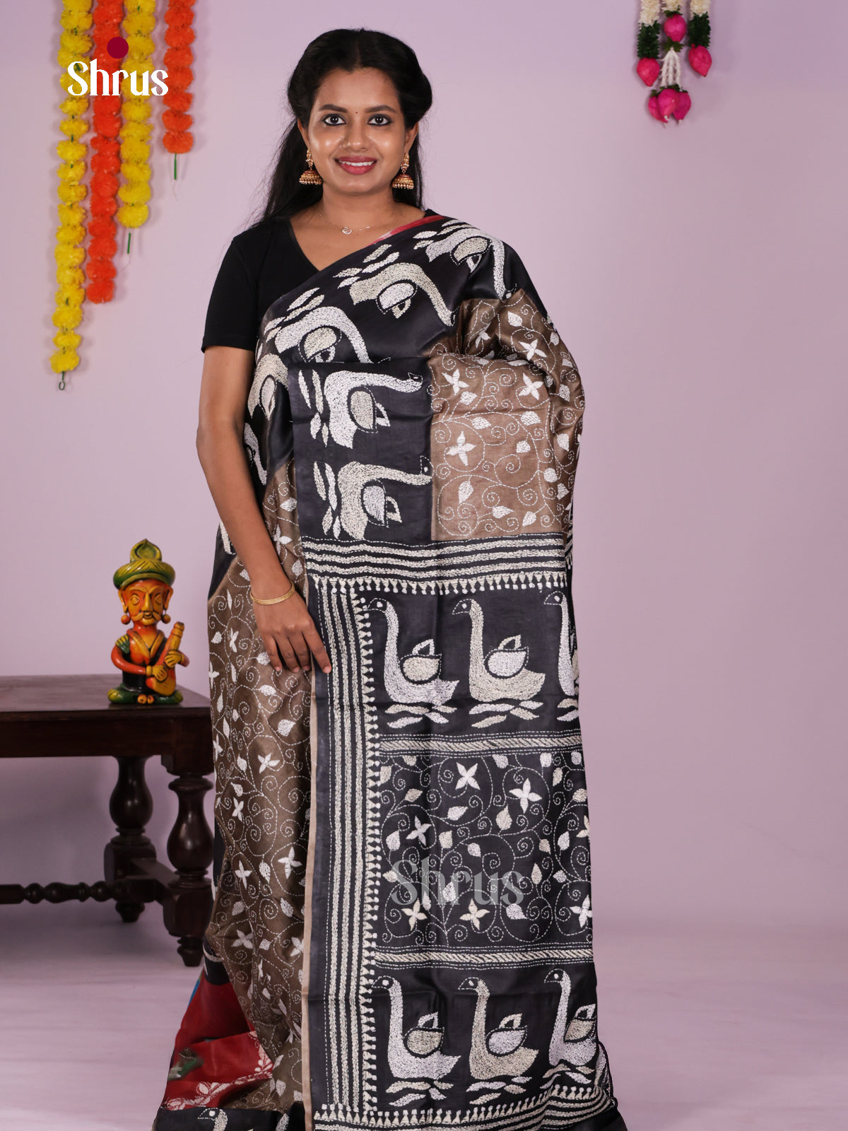 DIS17702 - Tussar Saree