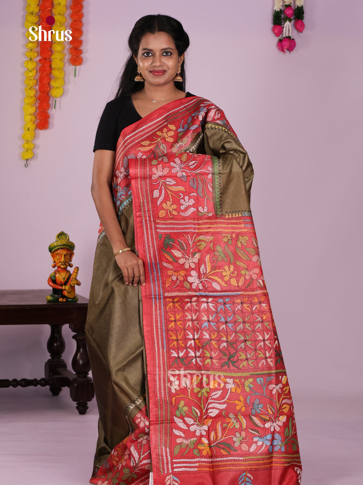 DIS17710 - Tussar Saree - Shop on Shrus.com