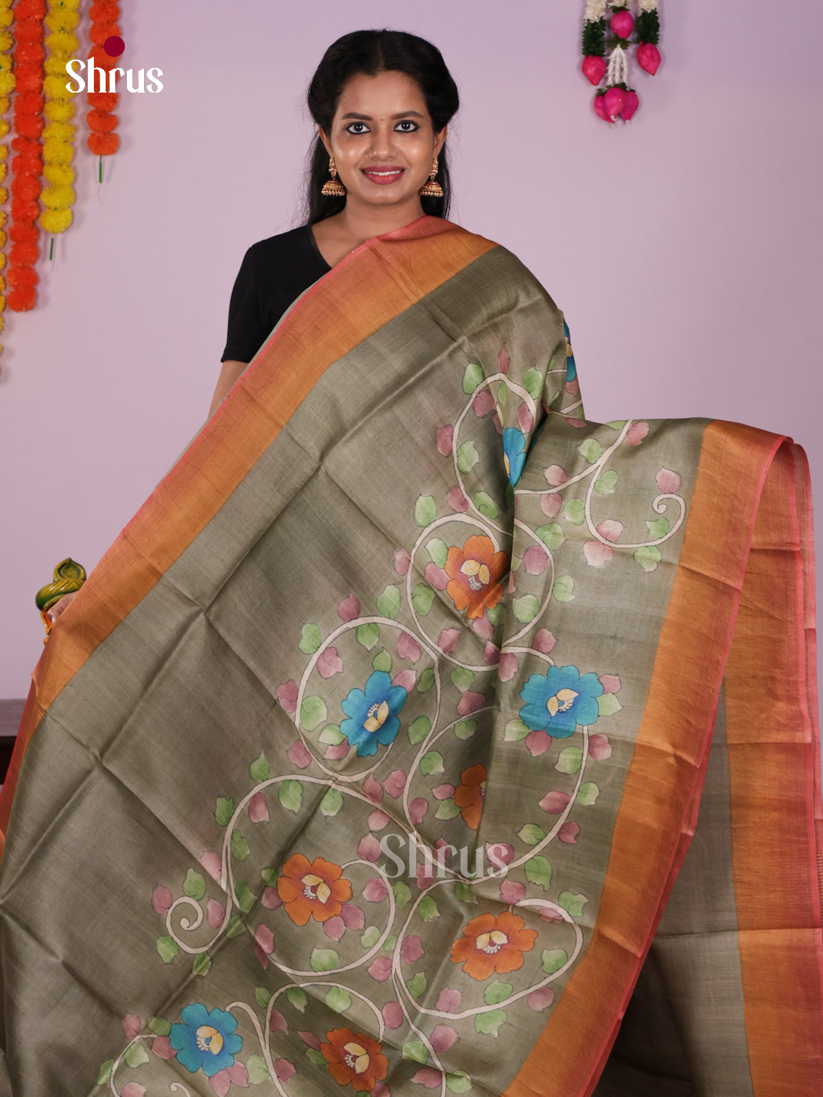 DIS17753 - Tussar Saree