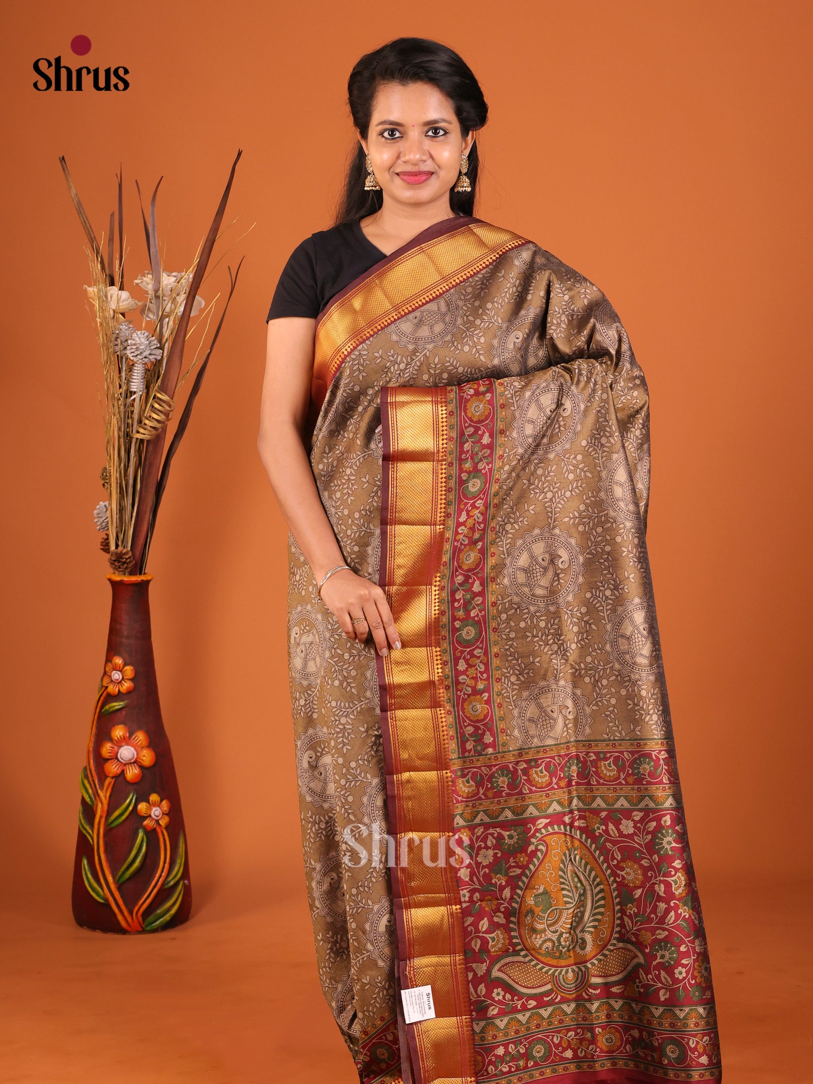 DIS18180 - Semi Patola Saree