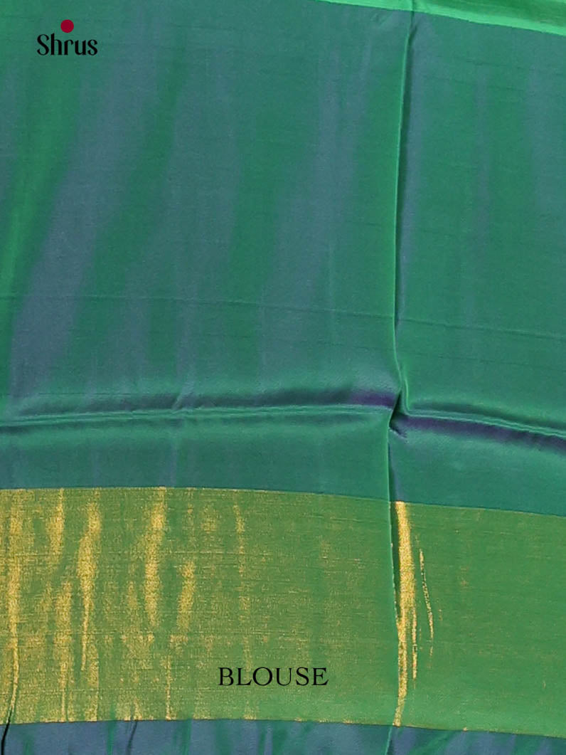 Red & Green - Semi uppada Saree