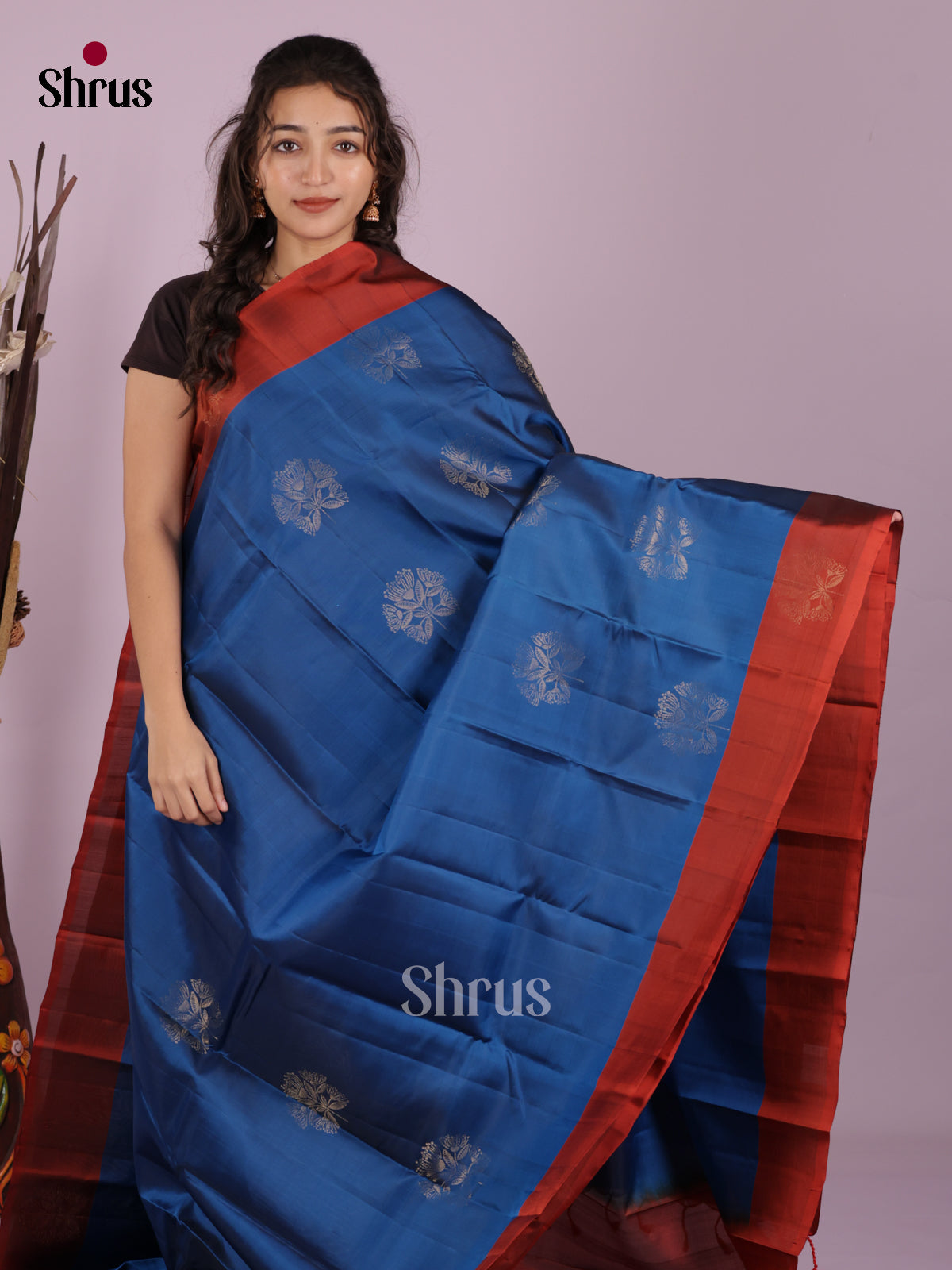 DIS19306 - Softsilk-halfpure Saree - Shop on Shrus.com