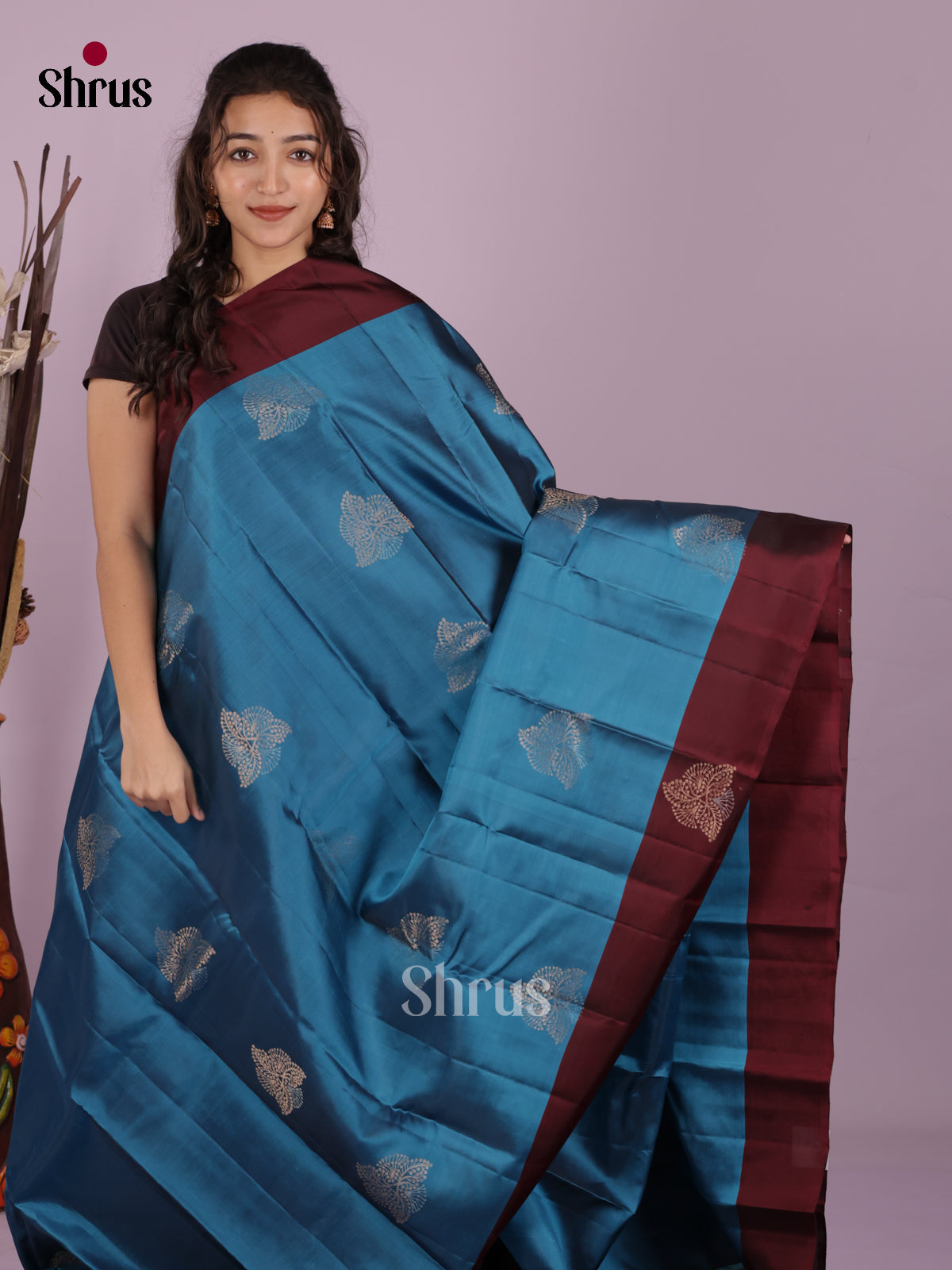DIS19364 - Softsilk-halfpure Saree - Shop on Shrus.com