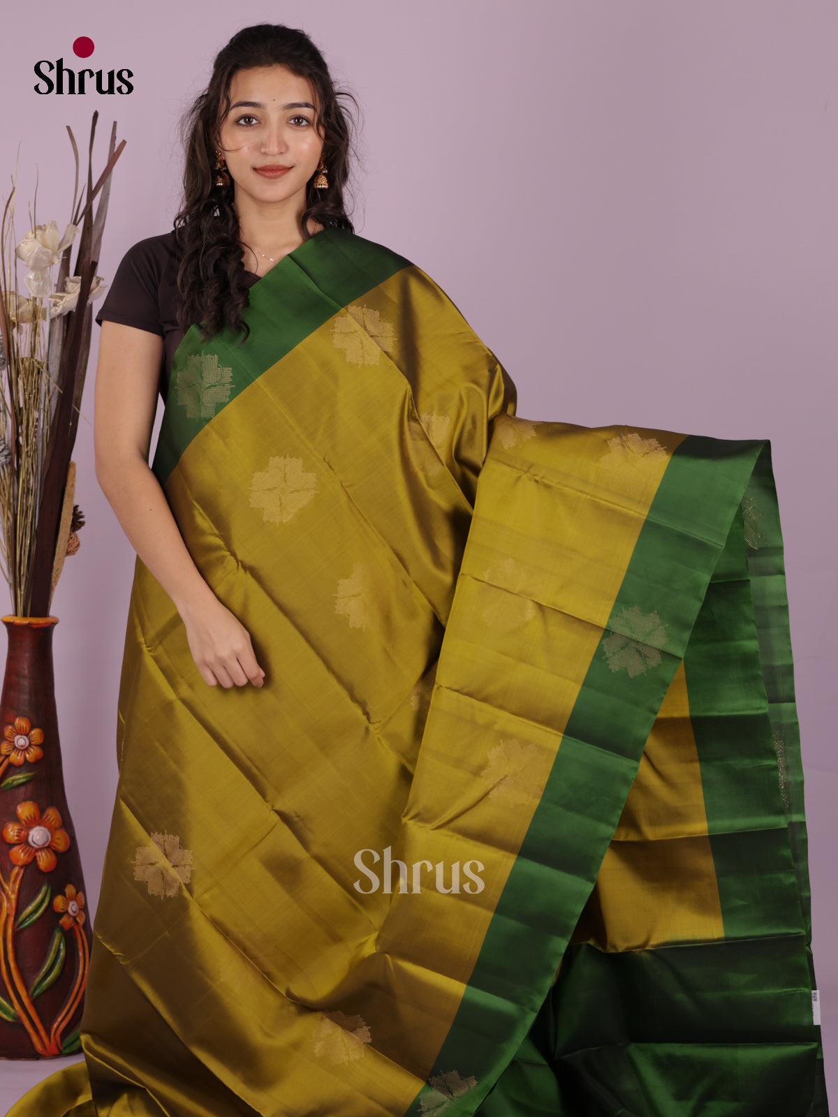 DIS19374 - Softsilk-halfpure Saree - Shop on Shrus.com