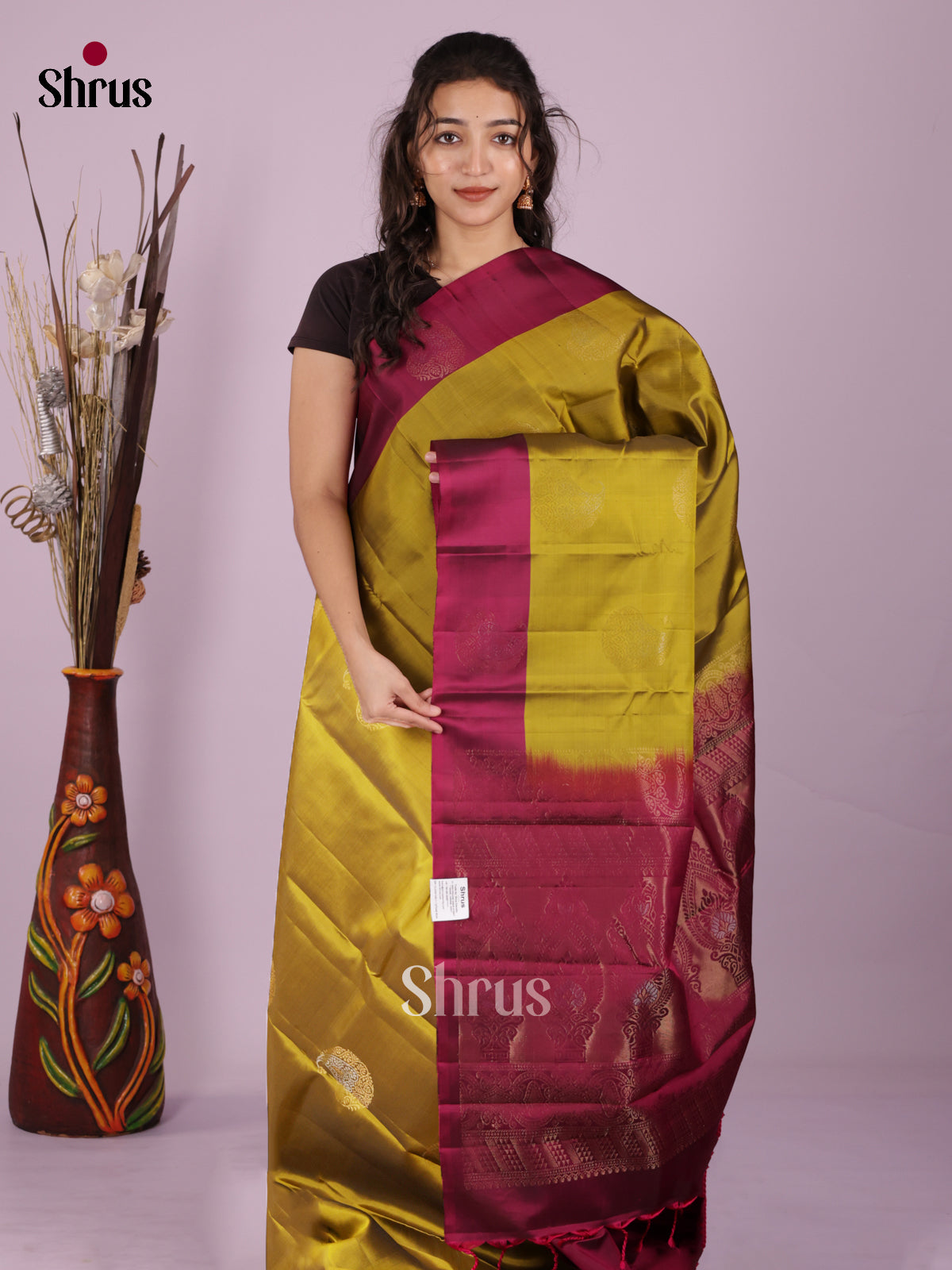DIS19377 - Softsilk-halfpure Saree - Shop on Shrus.com
