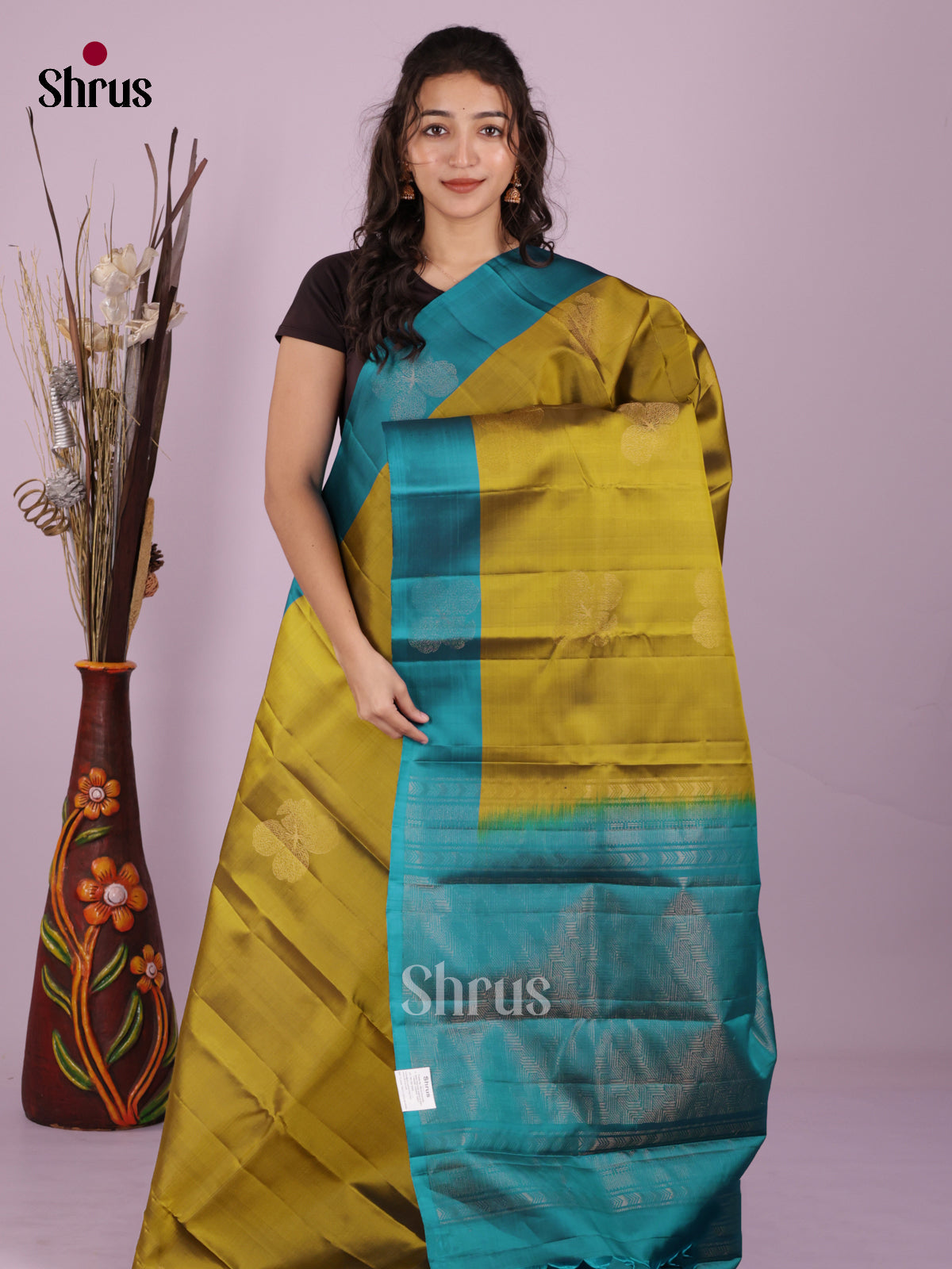 DIS19395 - Softsilk-halfpure Saree - Shop on Shrus.com