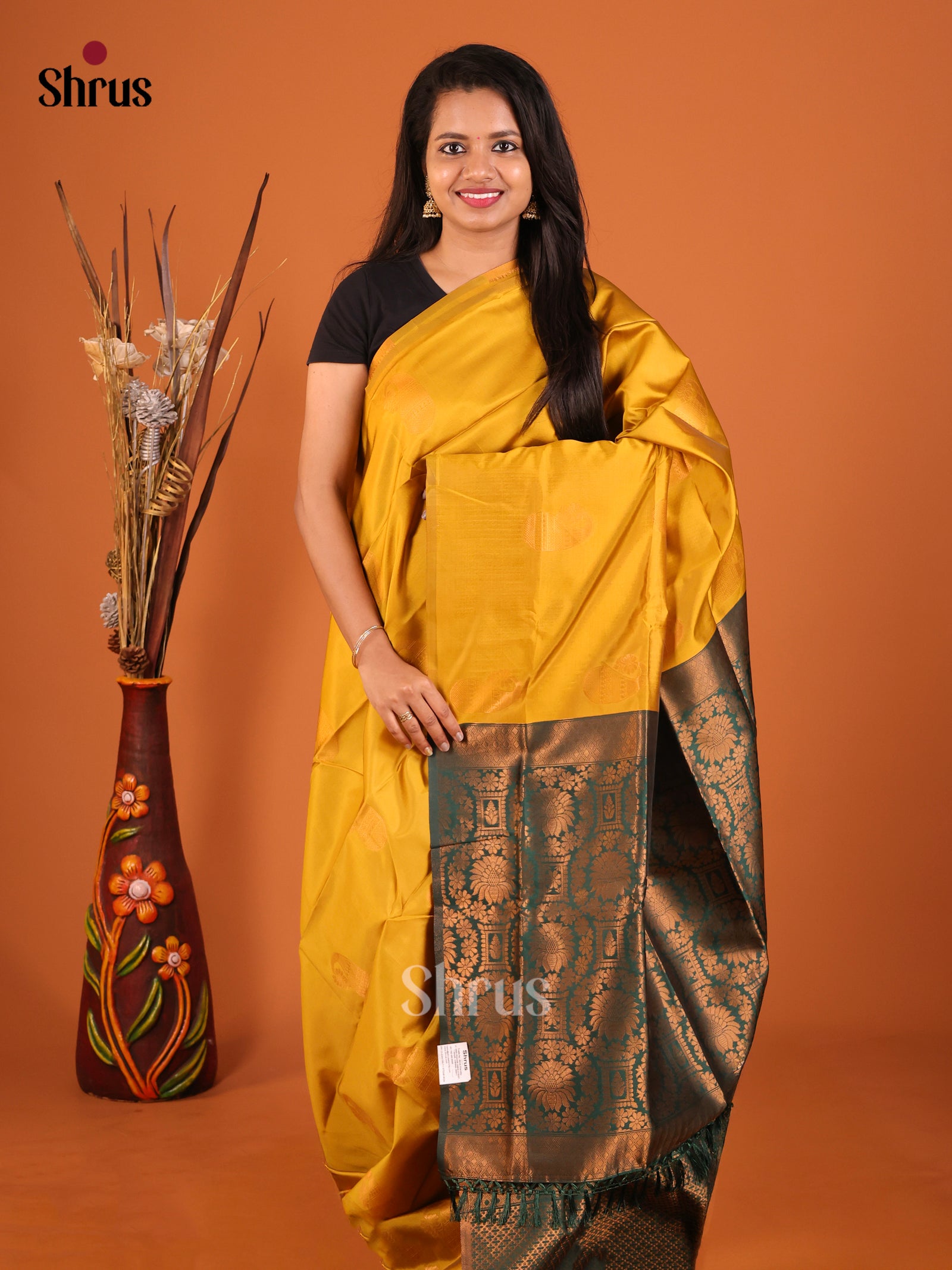 DIS19712 - Semi Softsilk Saree - Shop on Shrus.com