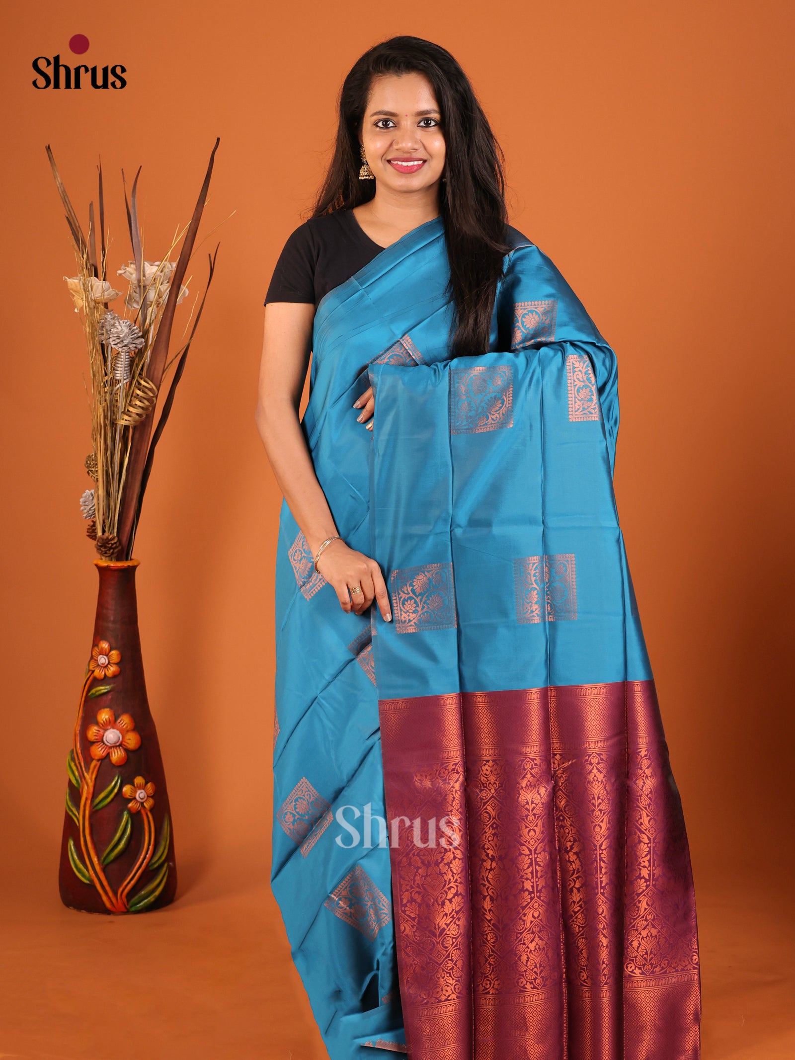DIS19906 - Semi Softsilk Saree - Shop on Shrus.com