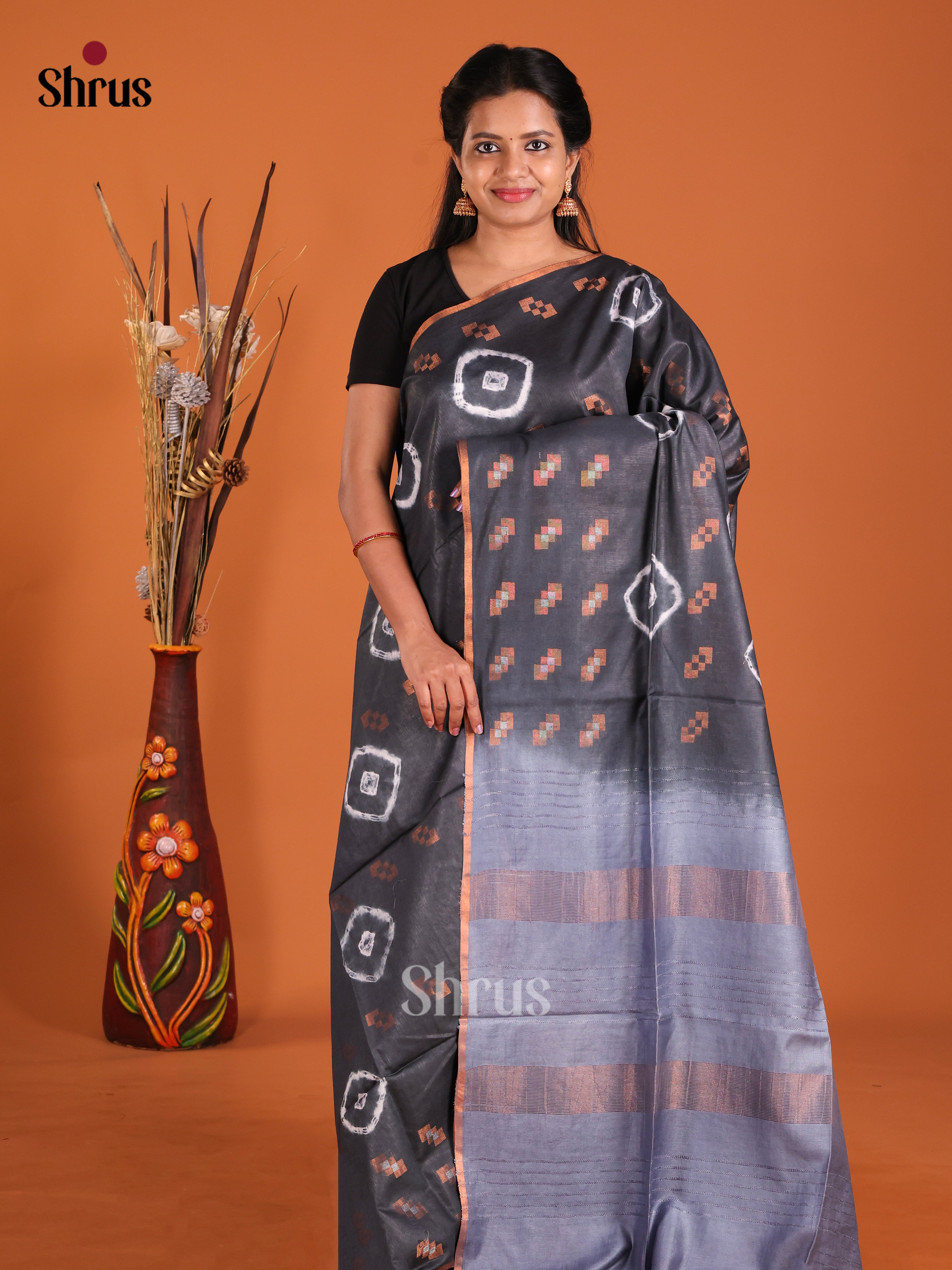 DIS20262 - Shibori Saree - Shop on Shrus.com