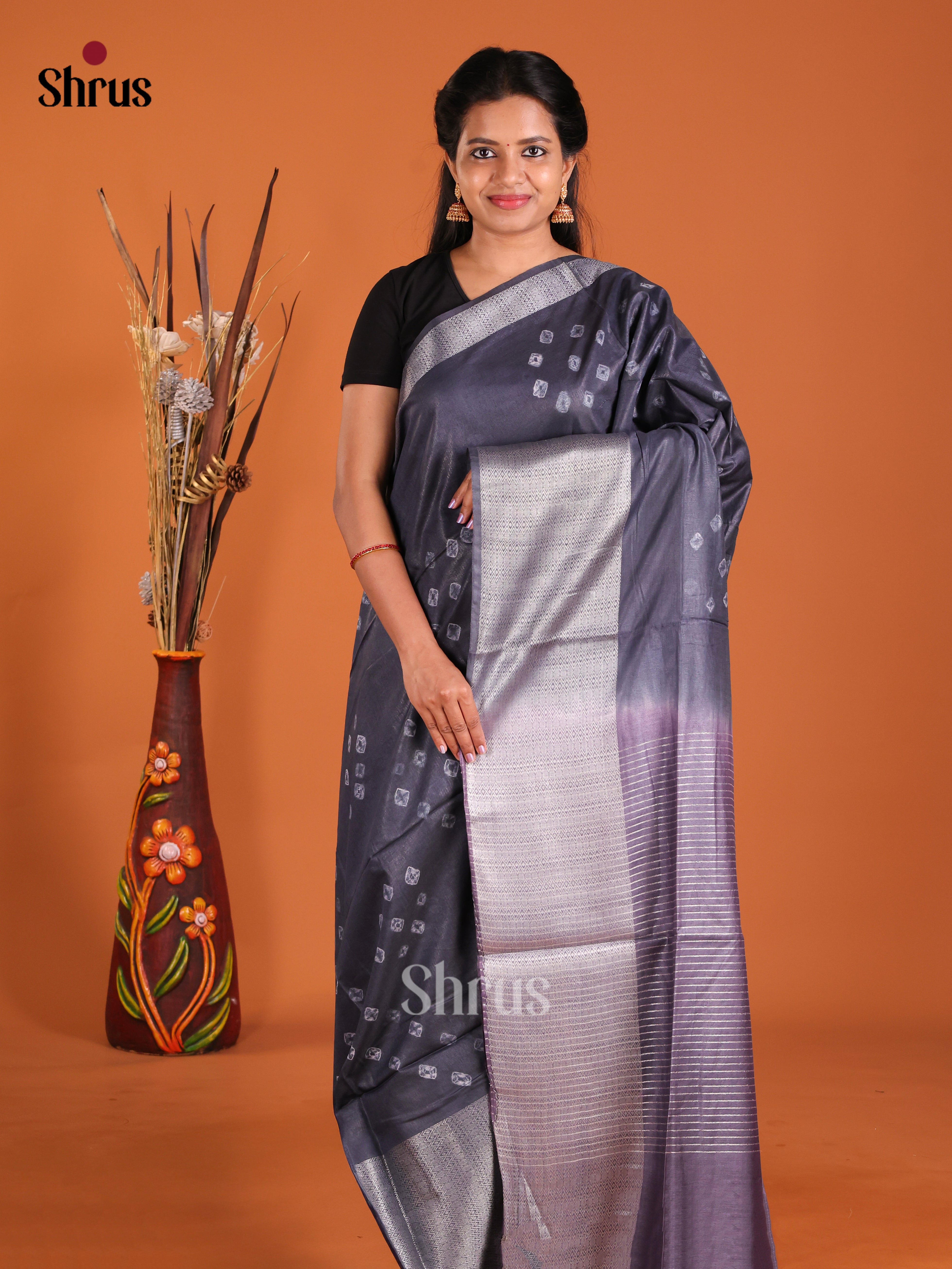 DIS20283 - Shibori Saree - Shop on Shrus.com
