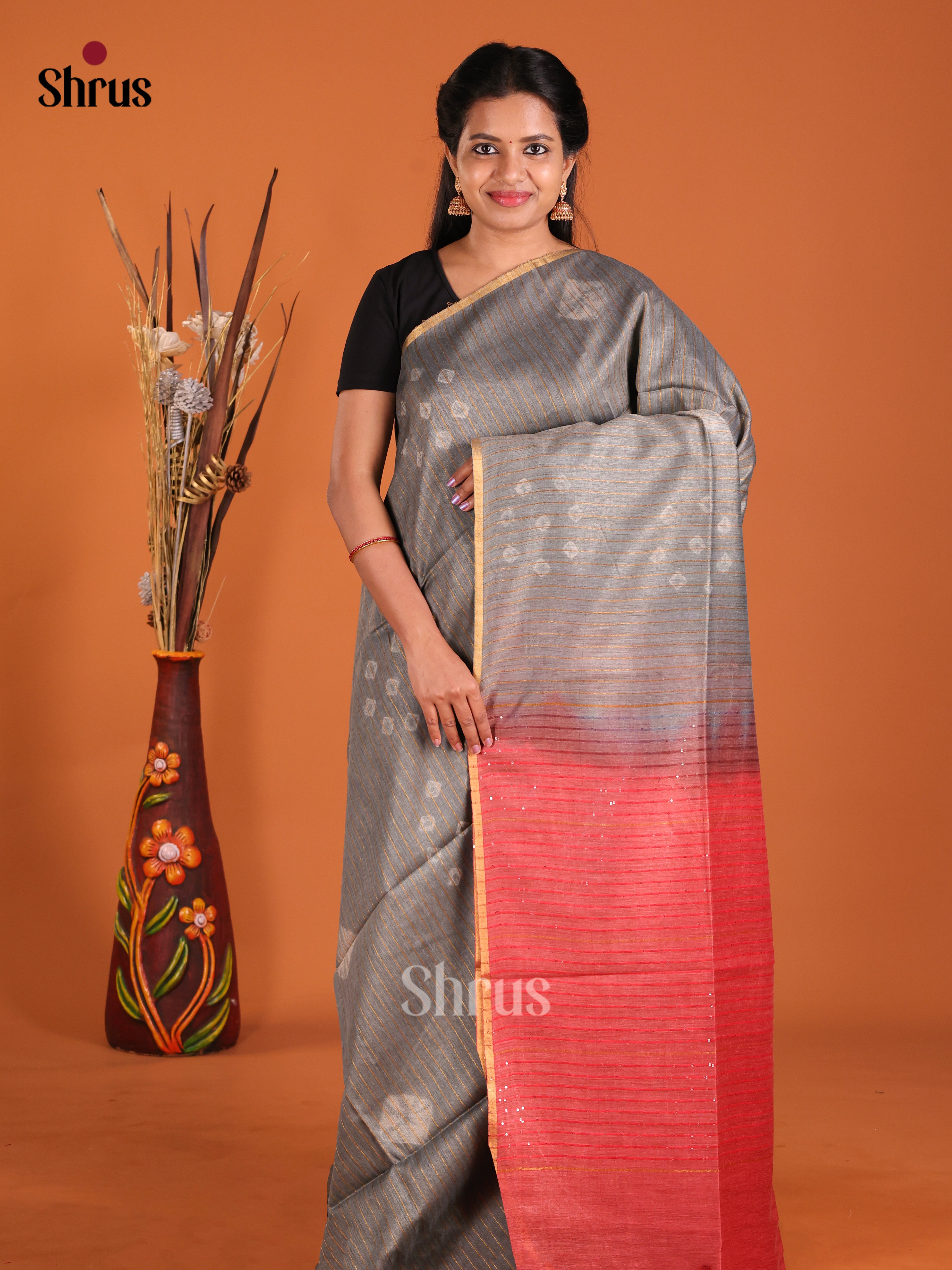 DIS20371 - Shibori Saree - Shop on Shrus.com