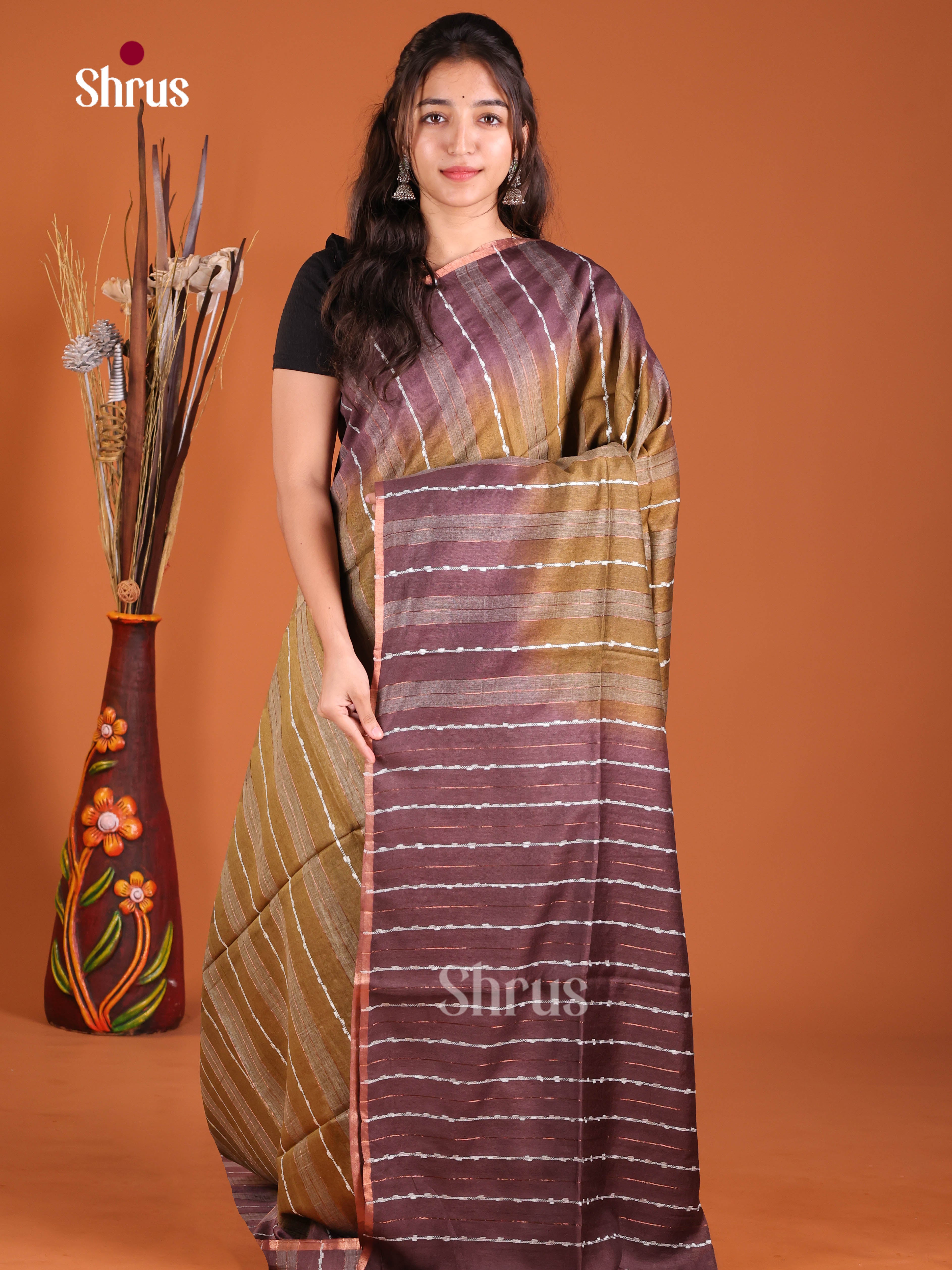 Mehandi & Brown - Semi Tussar Saree