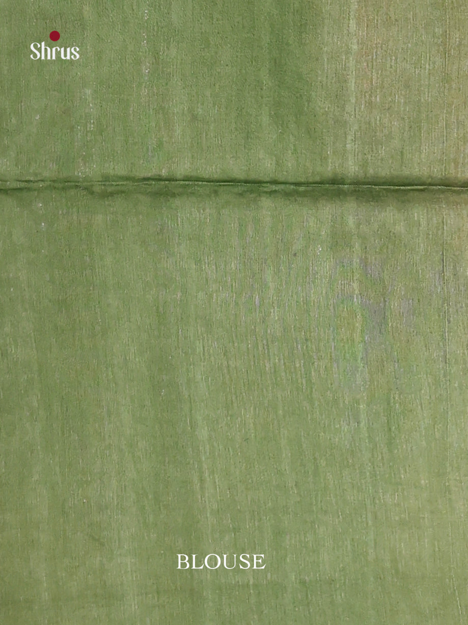 Red & Green- Semi Tussar Saree