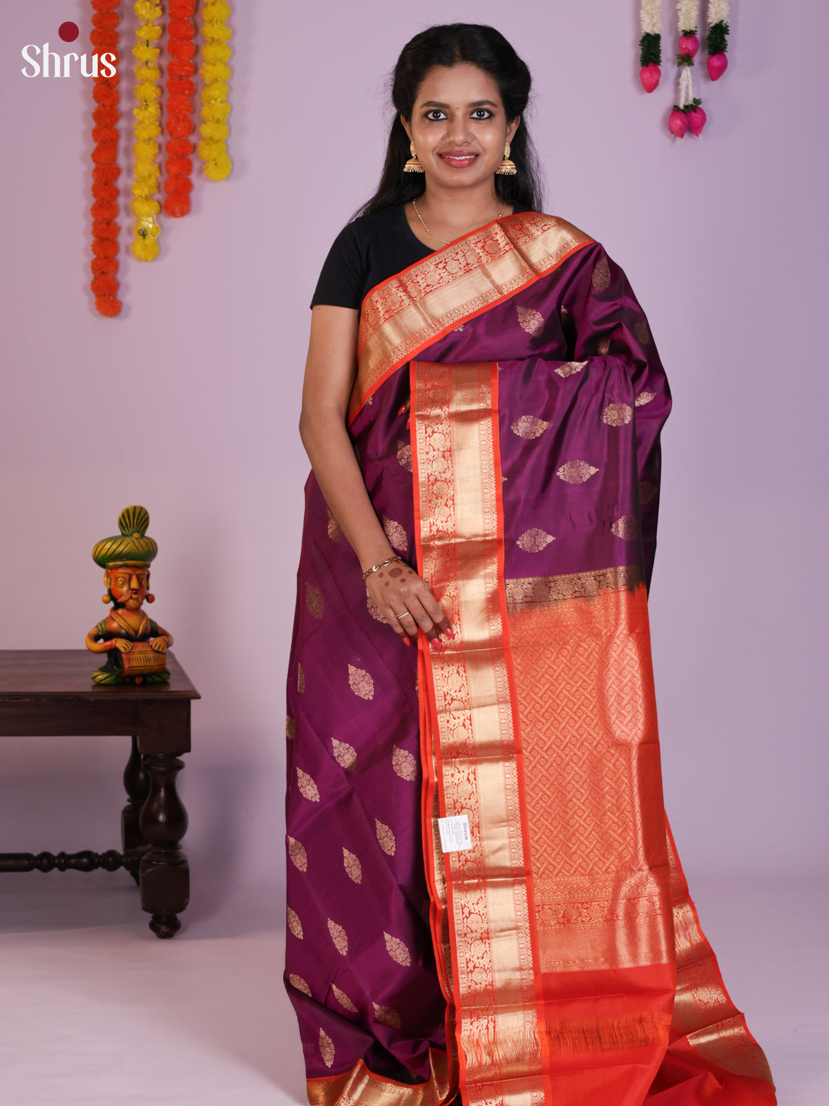 DIS23476 - Kanchipuram silk (HR) Saree - Shop on Shrus.com