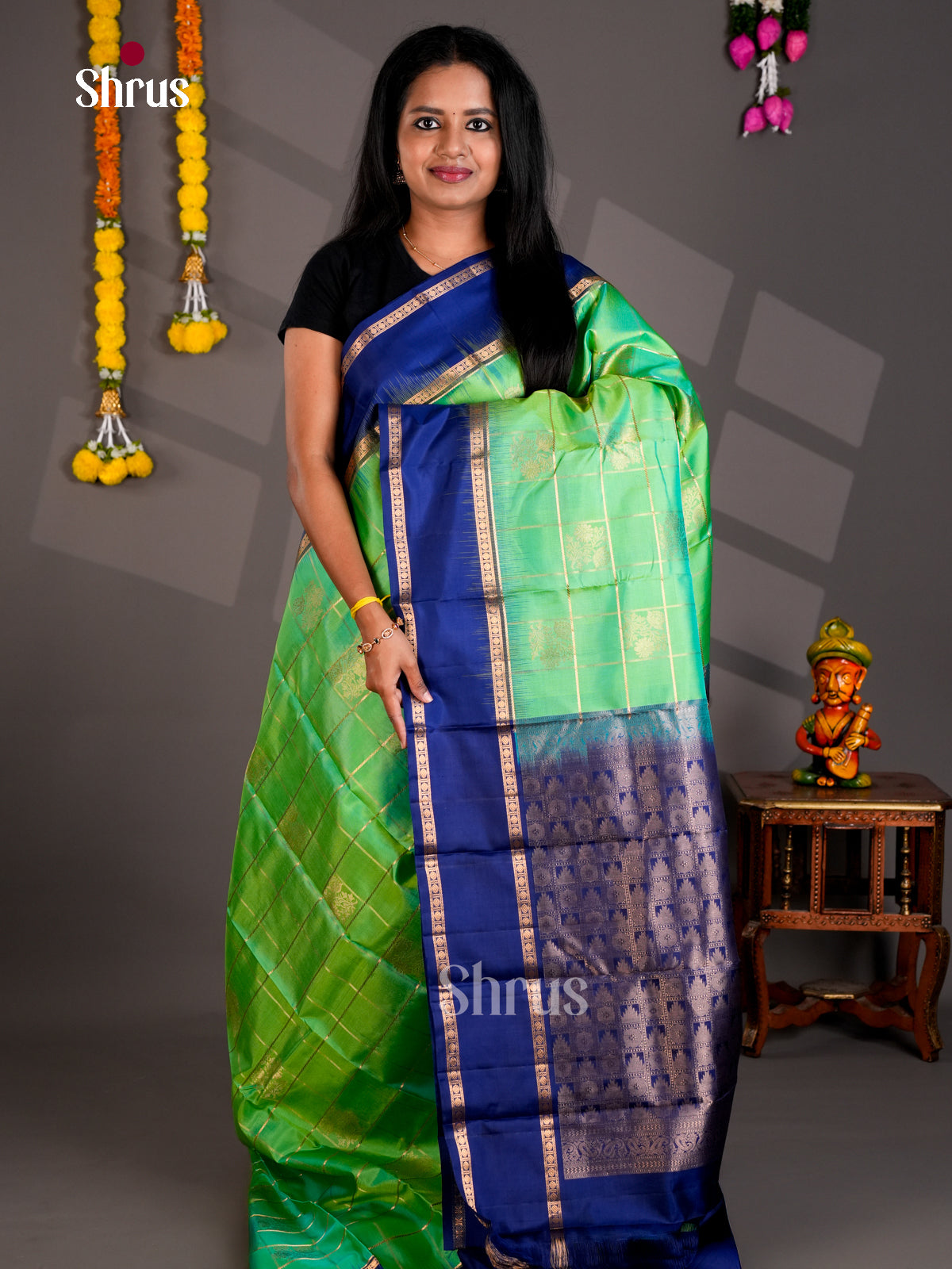 DIS23556 - Kanchipuram silk (HR) Saree - Shop on Shrus.com
