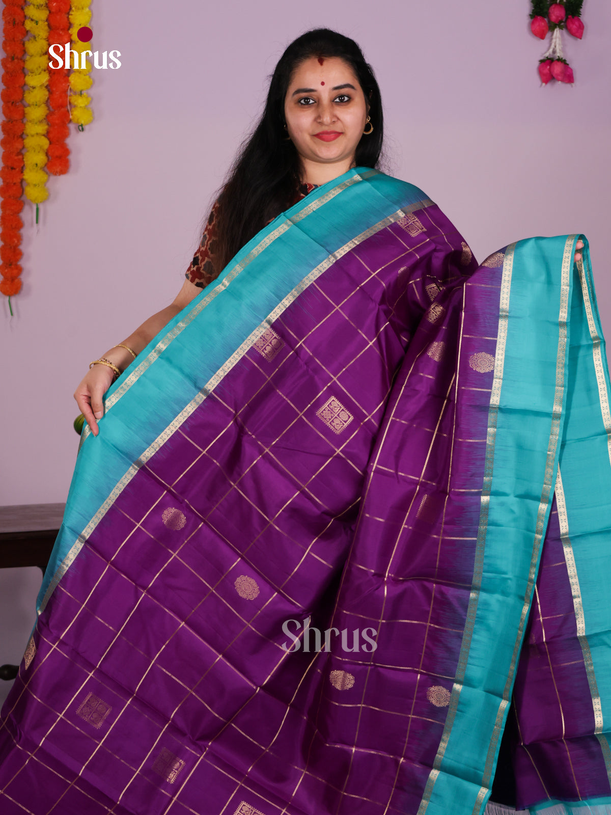 DIS23559 - Kanchipuram silk (HR) Saree - Shop on Shrus.com