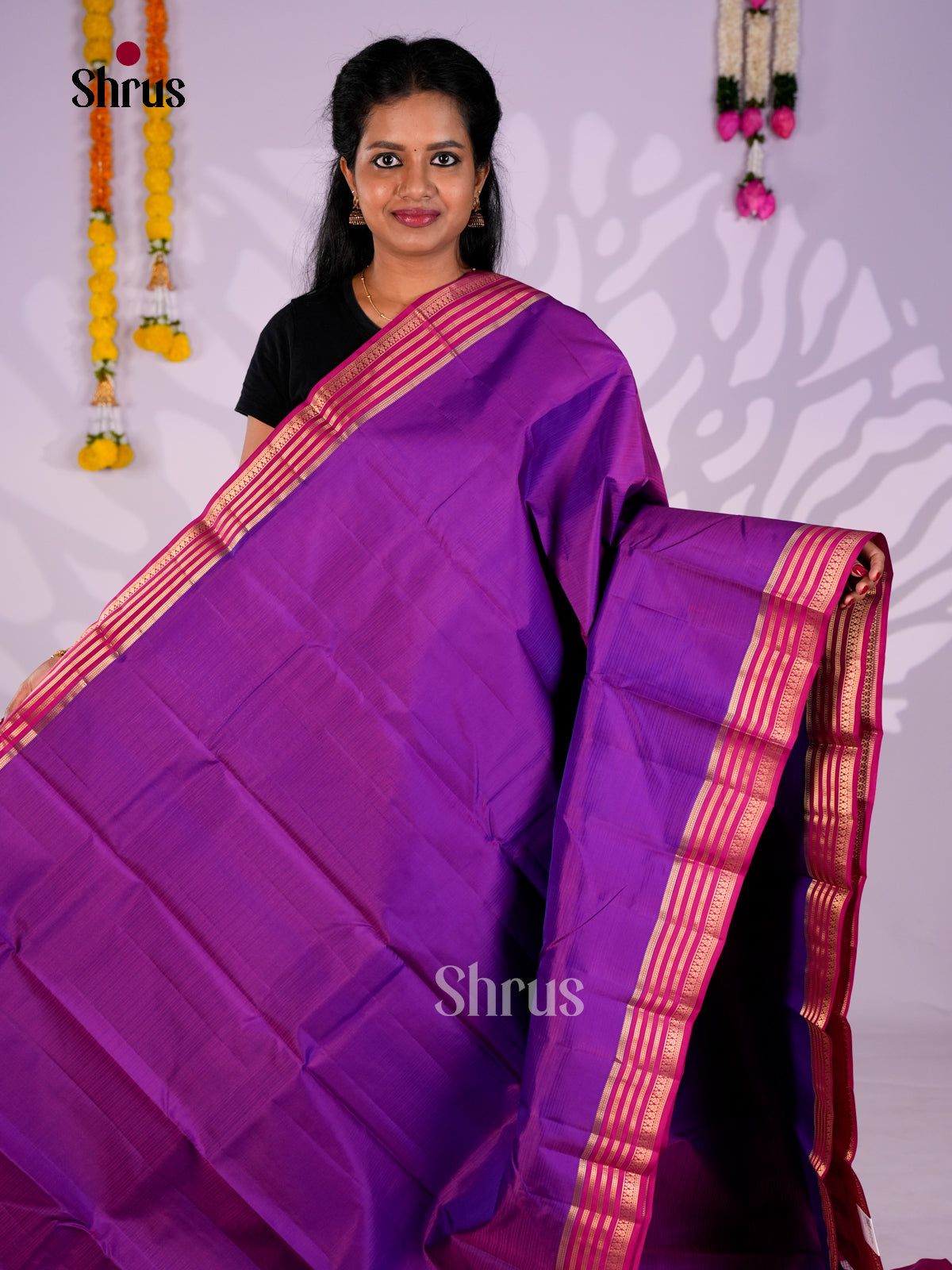 DIS23566 - Kanchipuram silk (HR) Saree - Shop on Shrus.com