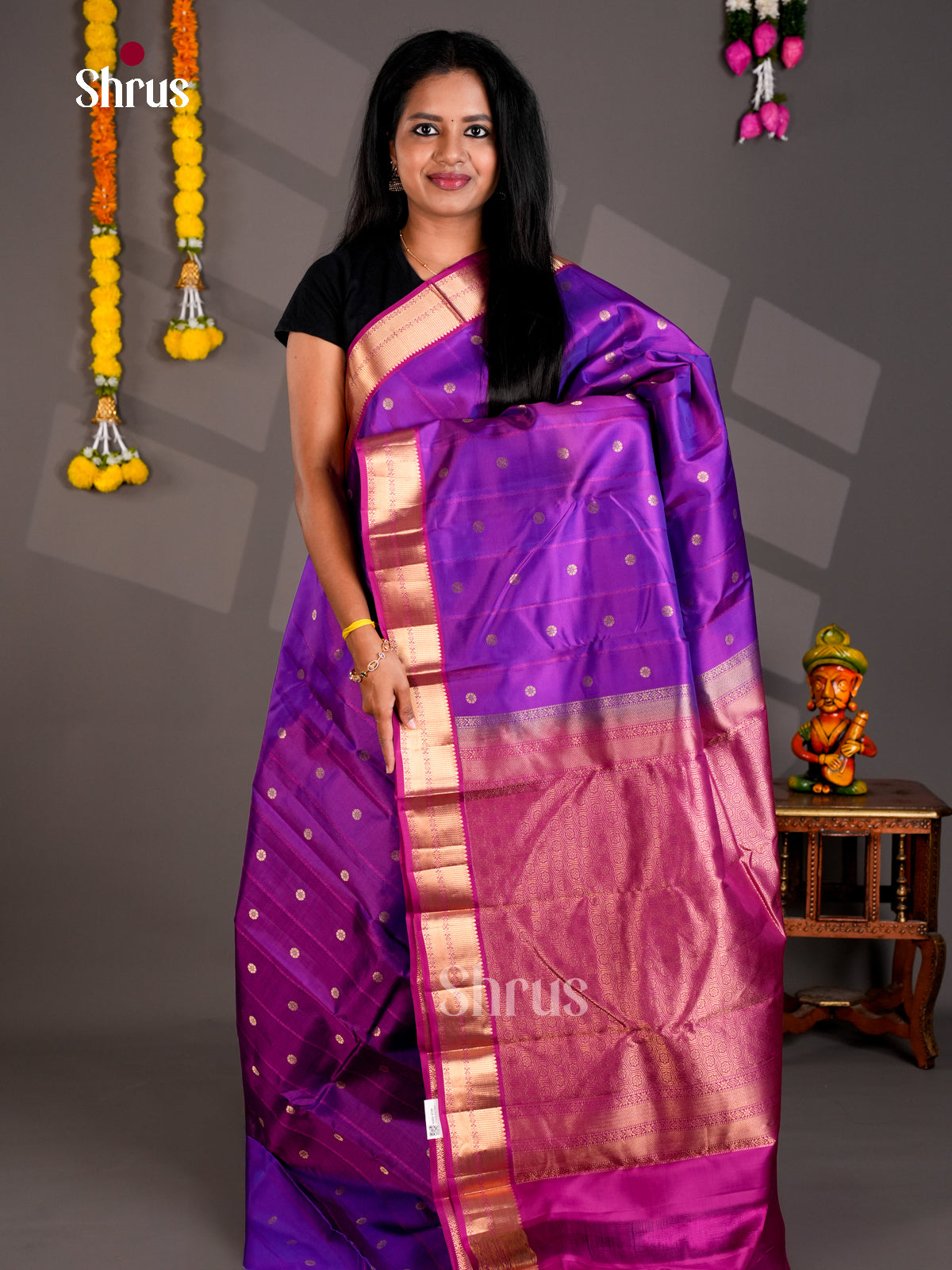 DIS23574 - Kanchipuram silk (HR) Saree - Shop on Shrus.com