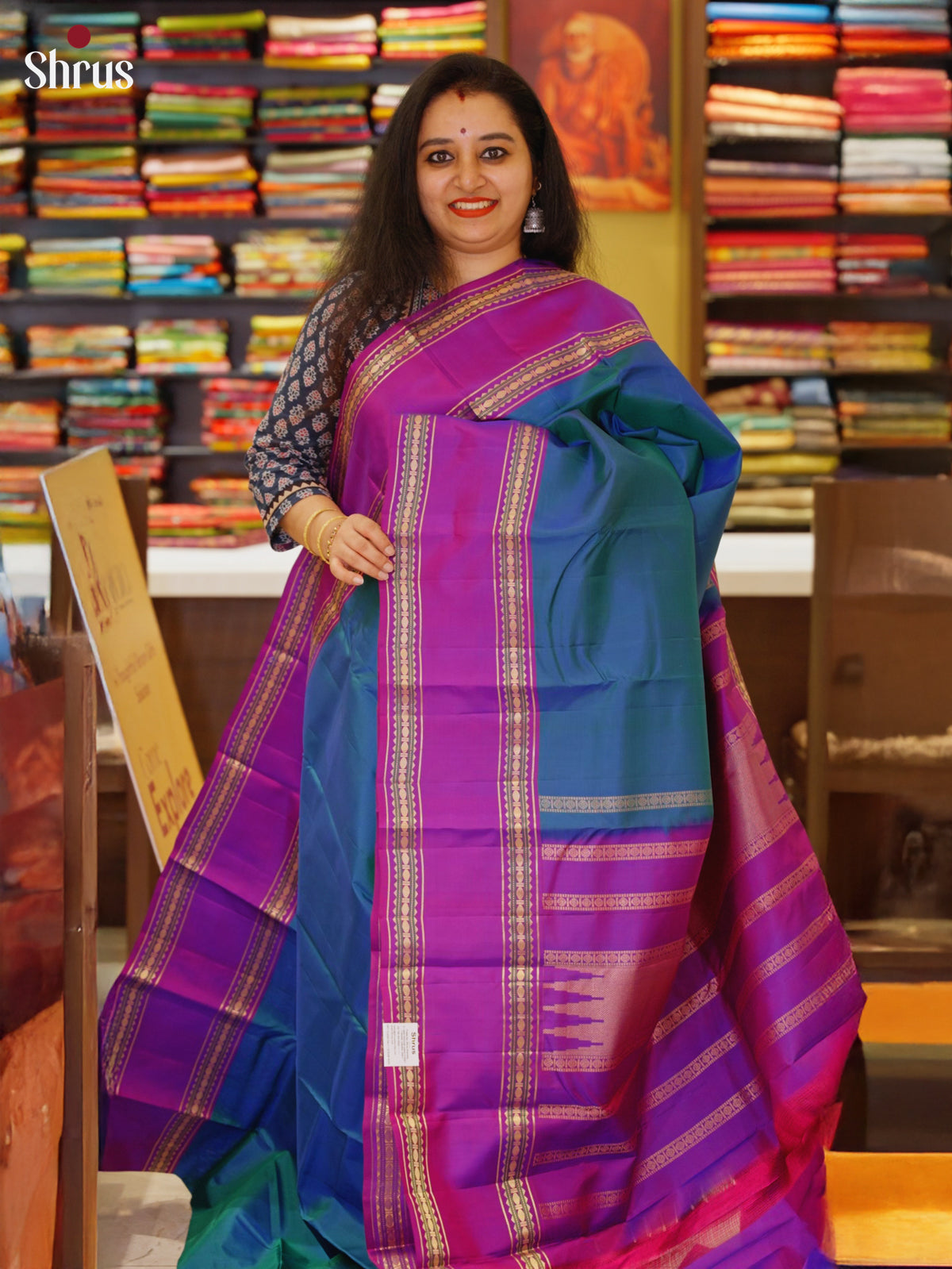 DIS23580 - Kanchipuram silk (HR) Saree