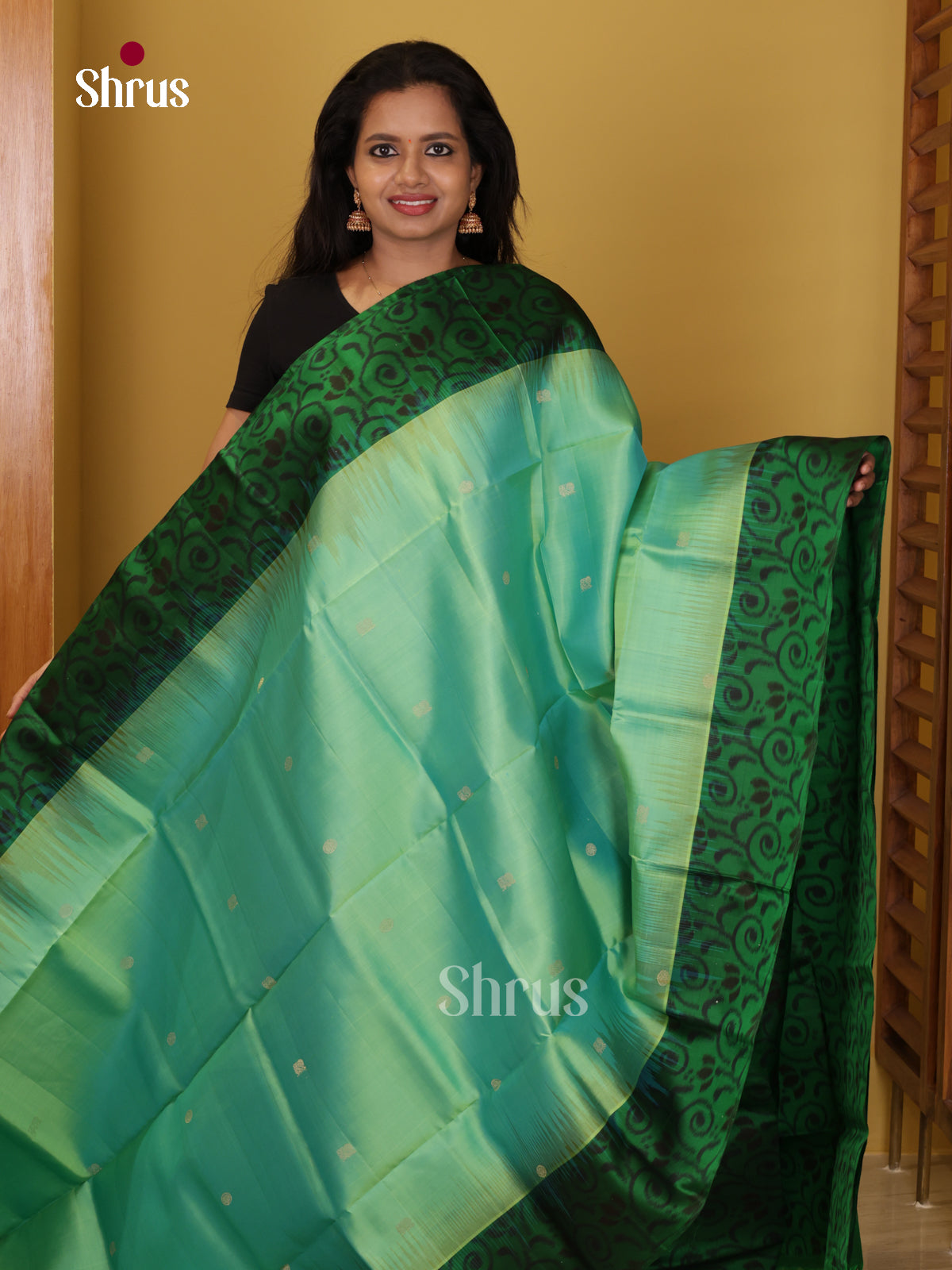 DIS23632 - Soft Silk (HR) Saree - Shop on Shrus.com