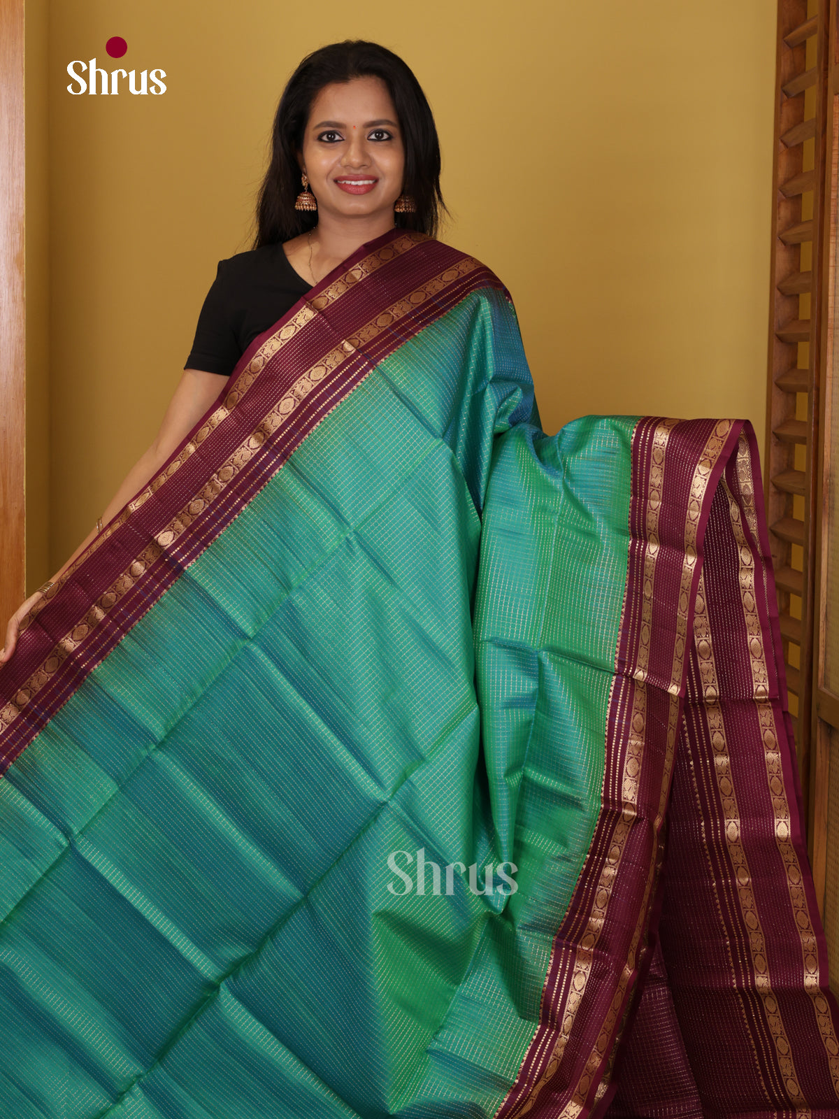 DIS23645 - Soft Silk (HR) Saree - Shop on Shrus.com