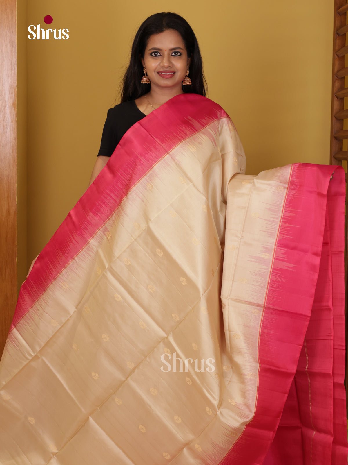 DIS23662 - Soft Silk (HR) Saree - Shop on Shrus.com