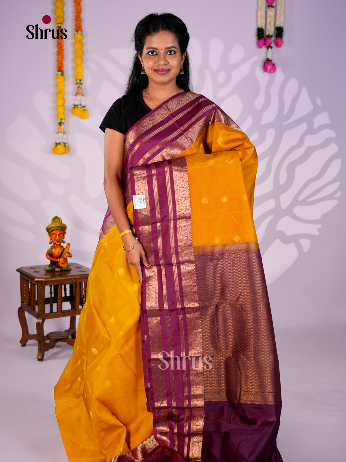 DIS23774 - Kanchipuram silk (HR) Saree - Shop on Shrus.com