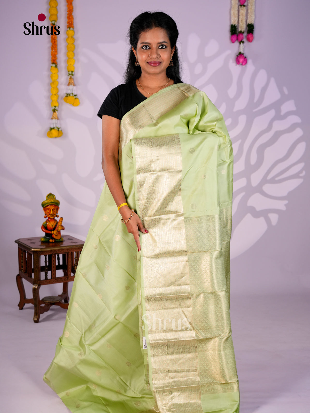 DIS23792 - Kanchipuram silk (HR) Saree - Shop on Shrus.com